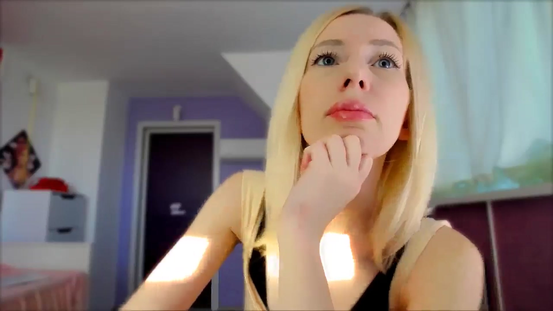 Gallery image thumbnail from PetitePrincez's myfreecams stream on, 10/18/2025, 14:17 image 5 of 20