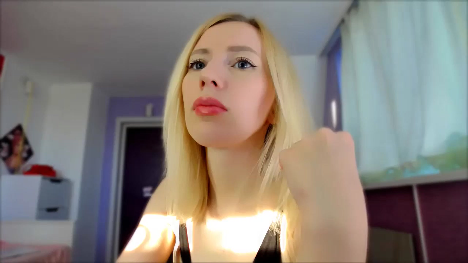 Gallery image thumbnail from PetitePrincez's myfreecams stream on, 10/18/2025, 14:17 image 7 of 20