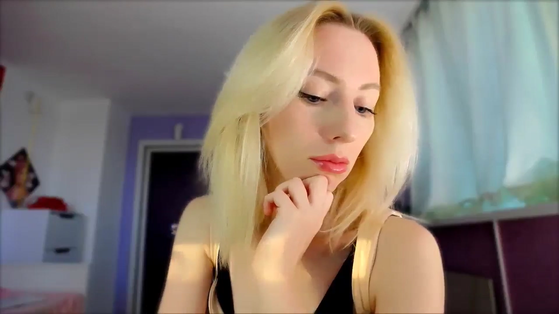 Gallery image thumbnail from PetitePrincez's myfreecams stream on, 10/18/2025, 14:17 image 18 of 20