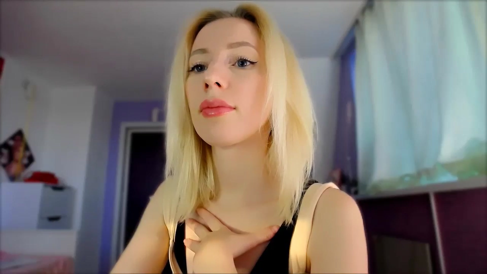 Gallery image thumbnail from PetitePrincez's myfreecams stream on, 10/18/2025, 14:17 image 12 of 20