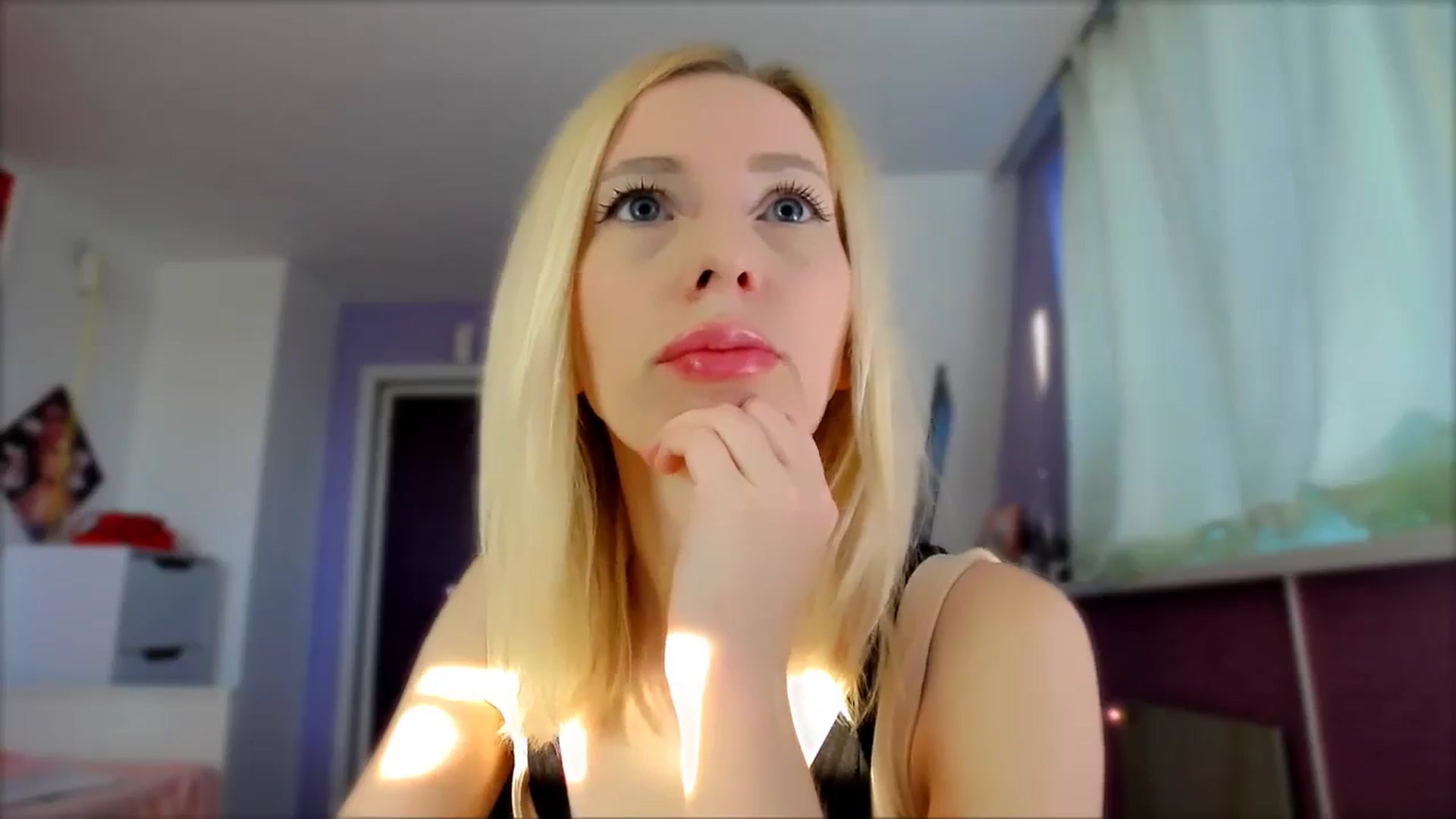 Gallery image thumbnail from PetitePrincez's myfreecams stream on, 10/18/2025, 14:17 image 8 of 20