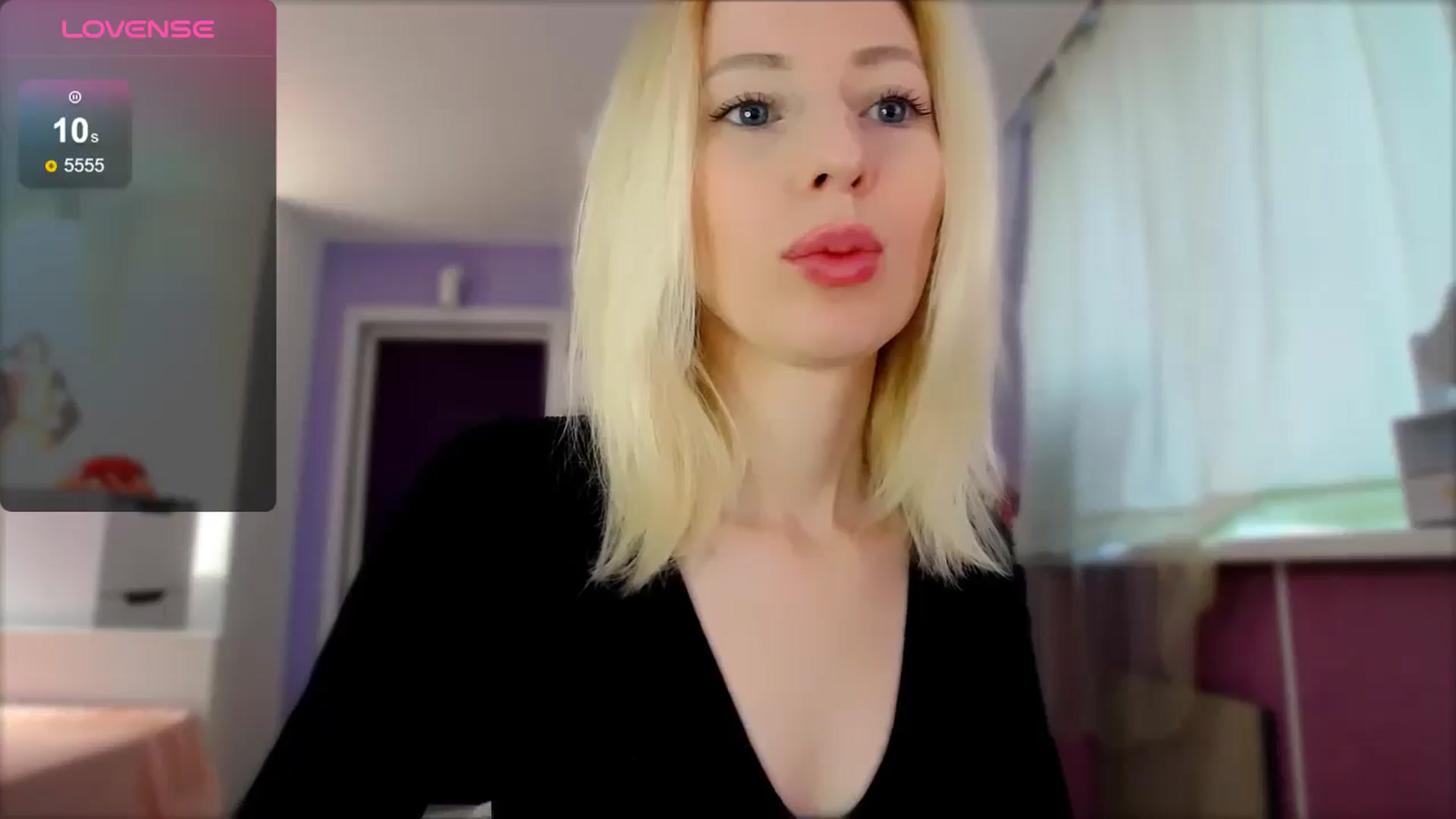 Gallery image thumbnail from PetitePrincez's myfreecams stream on, 10/26/2025, 14:07 image 3 of 20