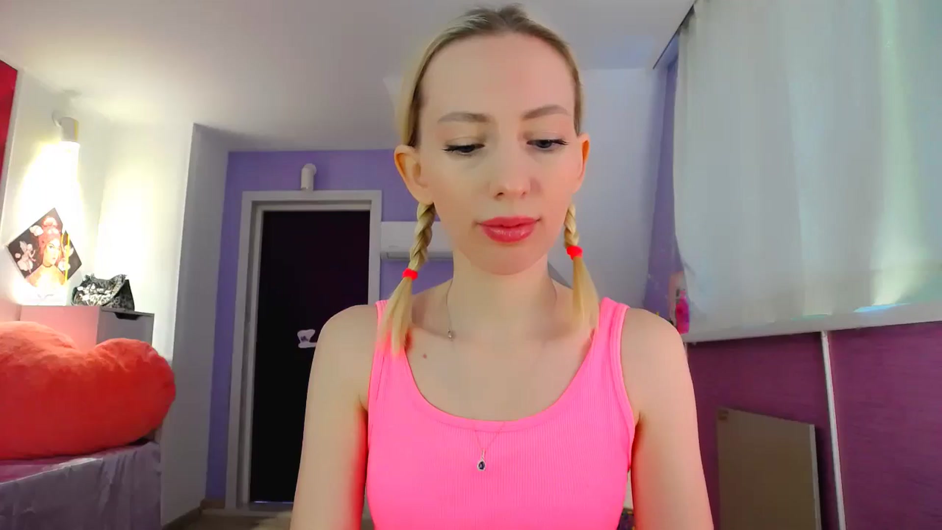 Gallery image thumbnail from PetitePrincez's myfreecams stream on, 12/27/2025, 13:22 image 13 of 20