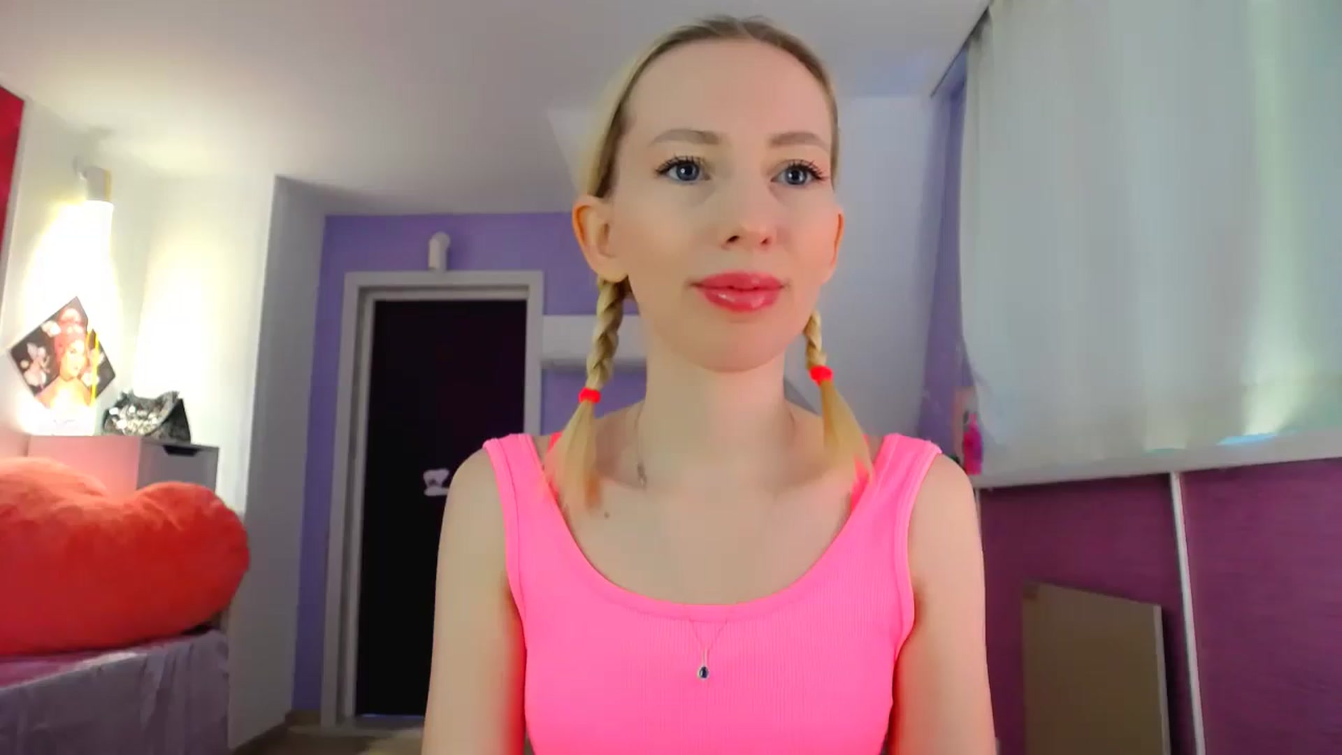 Gallery image thumbnail from PetitePrincez's myfreecams stream on, 12/27/2025, 13:22 image 16 of 20
