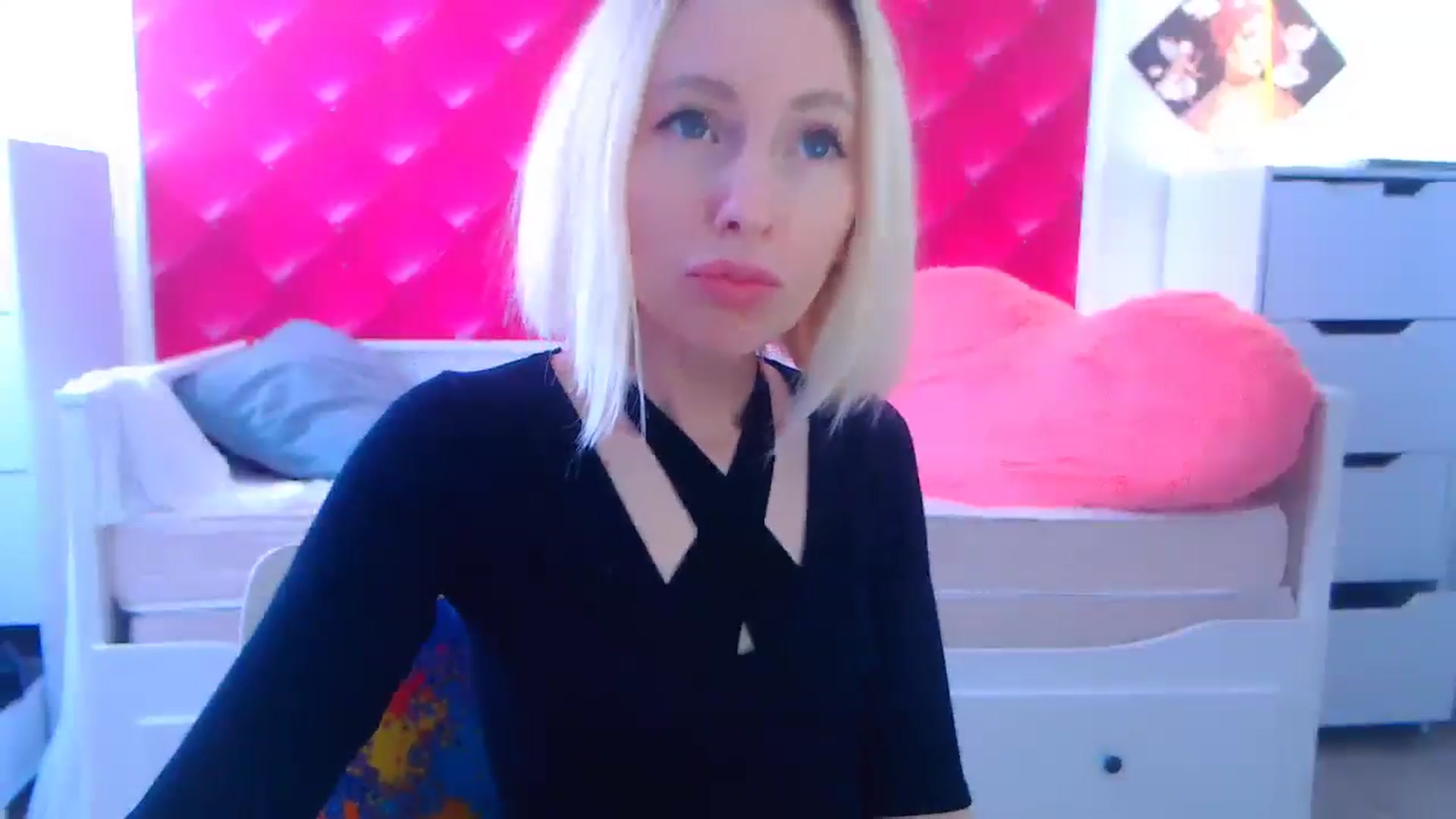 Gallery image thumbnail from PetitePrincez's myfreecams stream on, 03/21/2026, 12:43 image 17 of 20