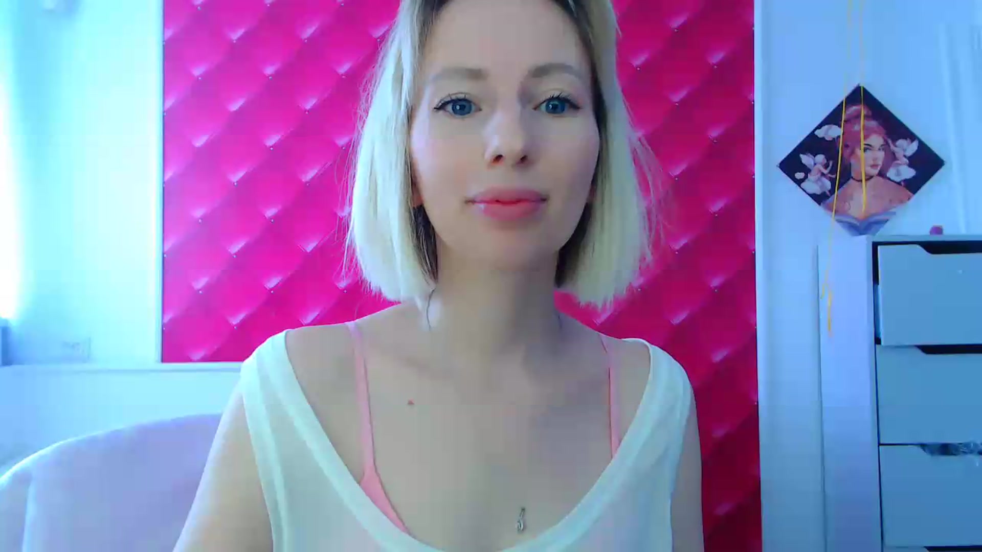 Gallery image thumbnail from PetitePrincez's myfreecams stream on, 08/09/2026, 10:09 image 9 of 20