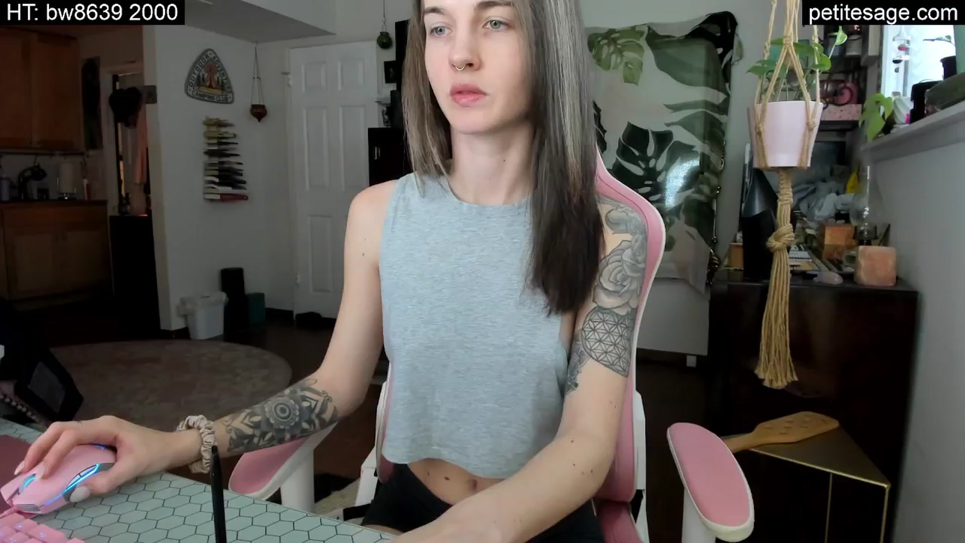 Gallery image thumbnail from PetiteSage's myfreecams stream on, 02/16/2025, 21:19 image 5 of 20