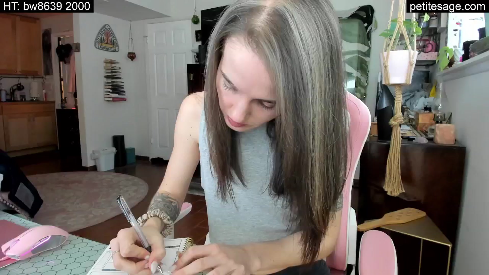 Gallery image thumbnail from PetiteSage's myfreecams stream on, 02/16/2025, 21:19 image 17 of 20