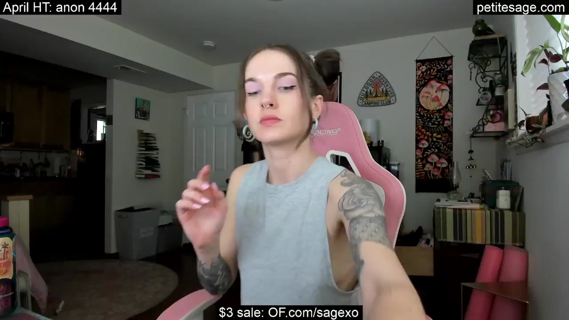 Gallery image thumbnail from PetiteSage's myfreecams stream on, 04/14/2025, 02:56 image 4 of 20