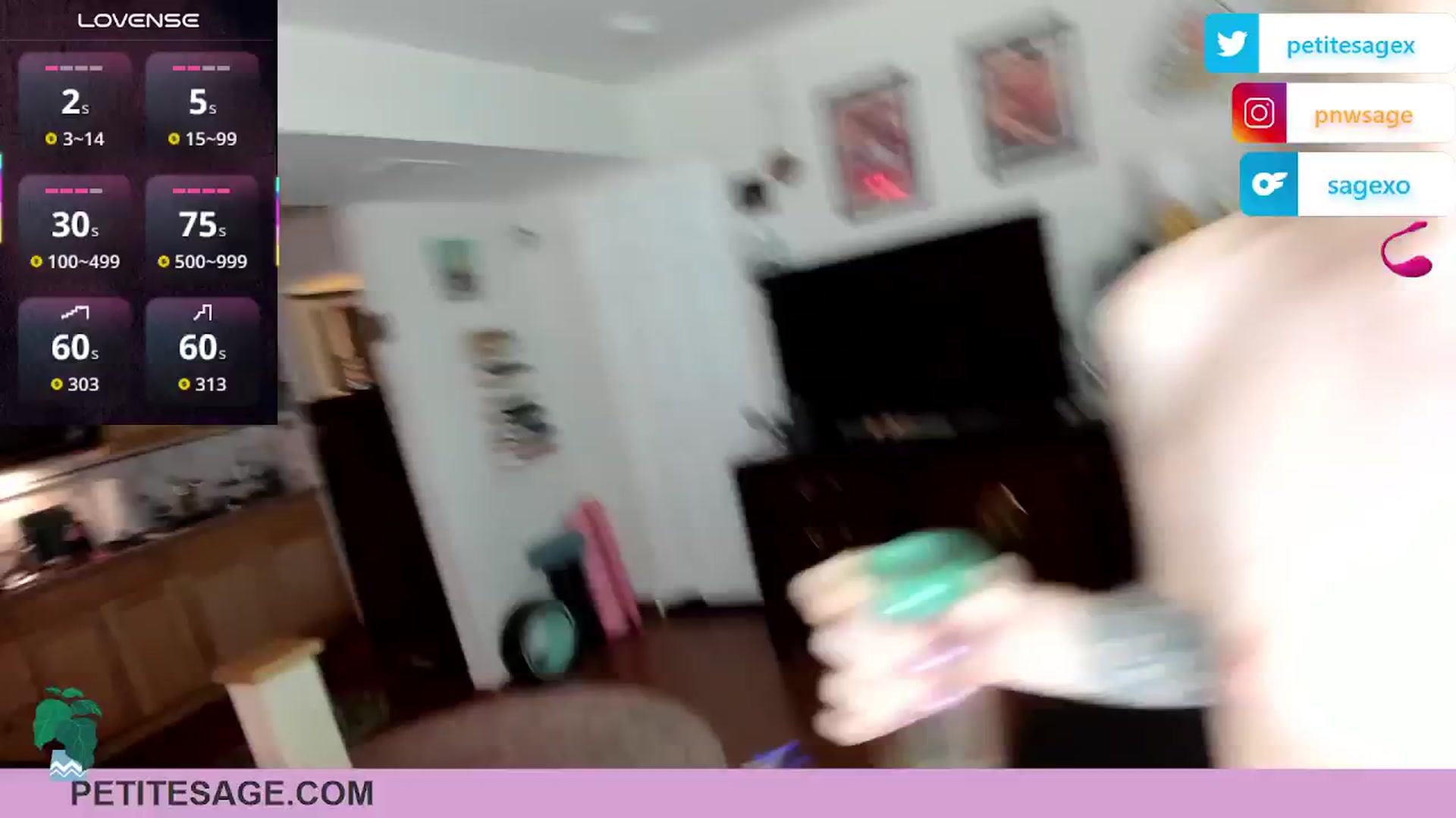 Gallery image thumbnail from PetiteSage's myfreecams stream on, 10/22/2025, 05:17 image 7 of 20