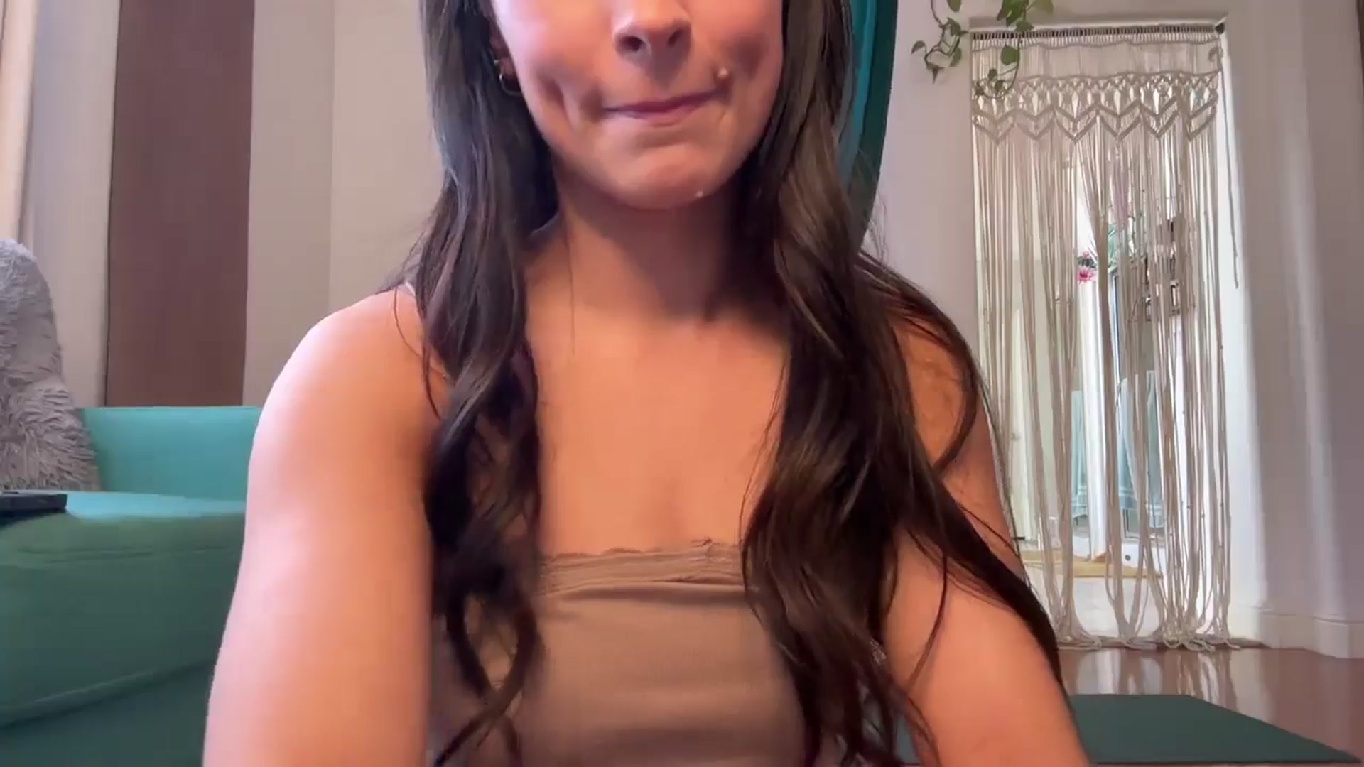 Gallery image thumbnail from Petite_Peach's myfreecams stream on, 08/12/2024, 19:54 image 18 of 20