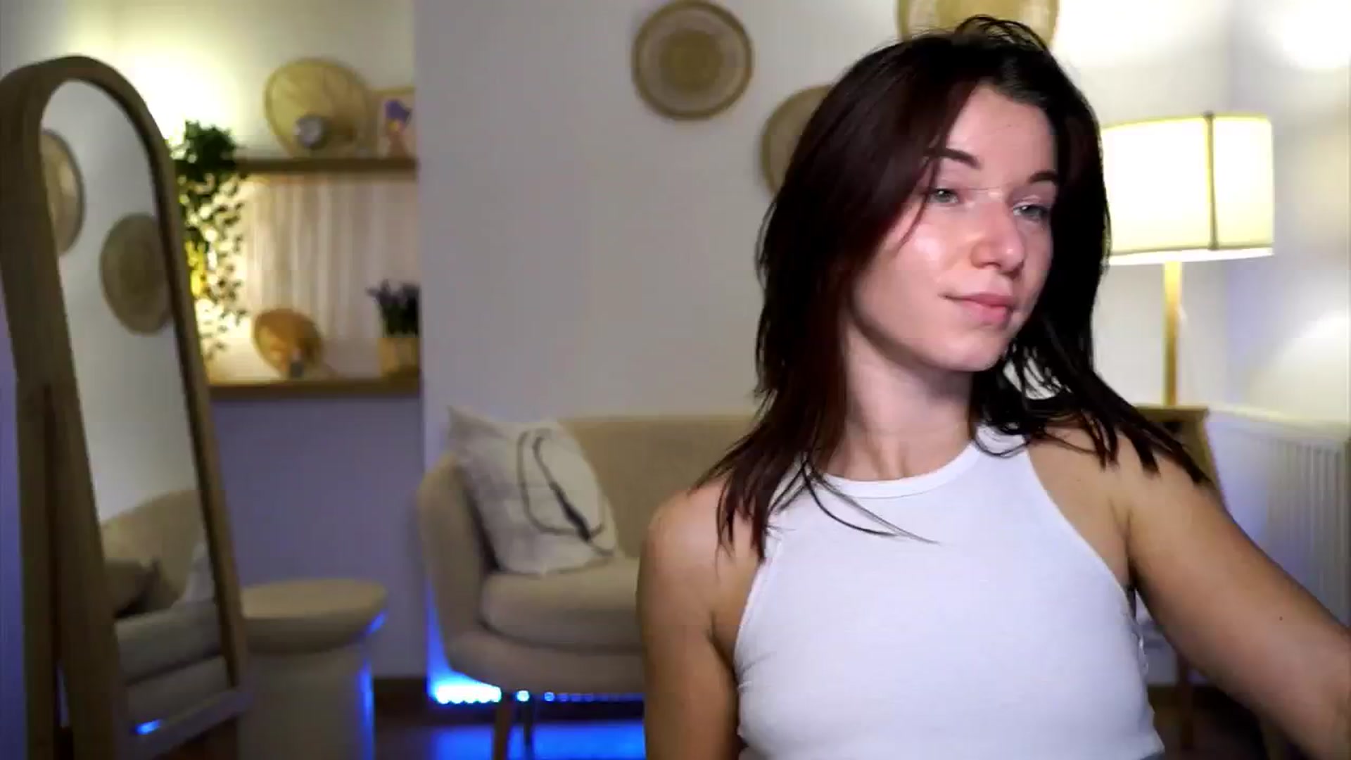 Gallery image thumbnail from Petite_Peach_'s myfreecams stream on, 02/19/2025, 18:05 image 8 of 20
