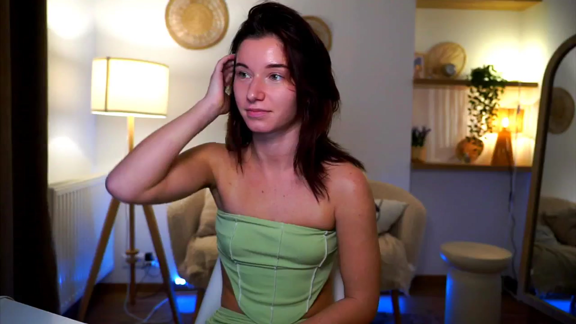 Gallery image thumbnail from Petite_Peach_'s myfreecams stream on, 02/26/2025, 17:01 image 18 of 20