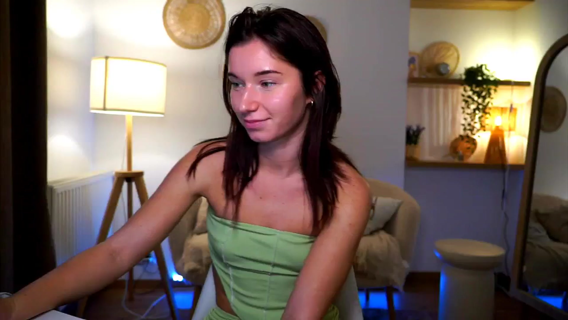 Gallery image thumbnail from Petite_Peach_'s myfreecams stream on, 02/26/2025, 17:01 image 17 of 20