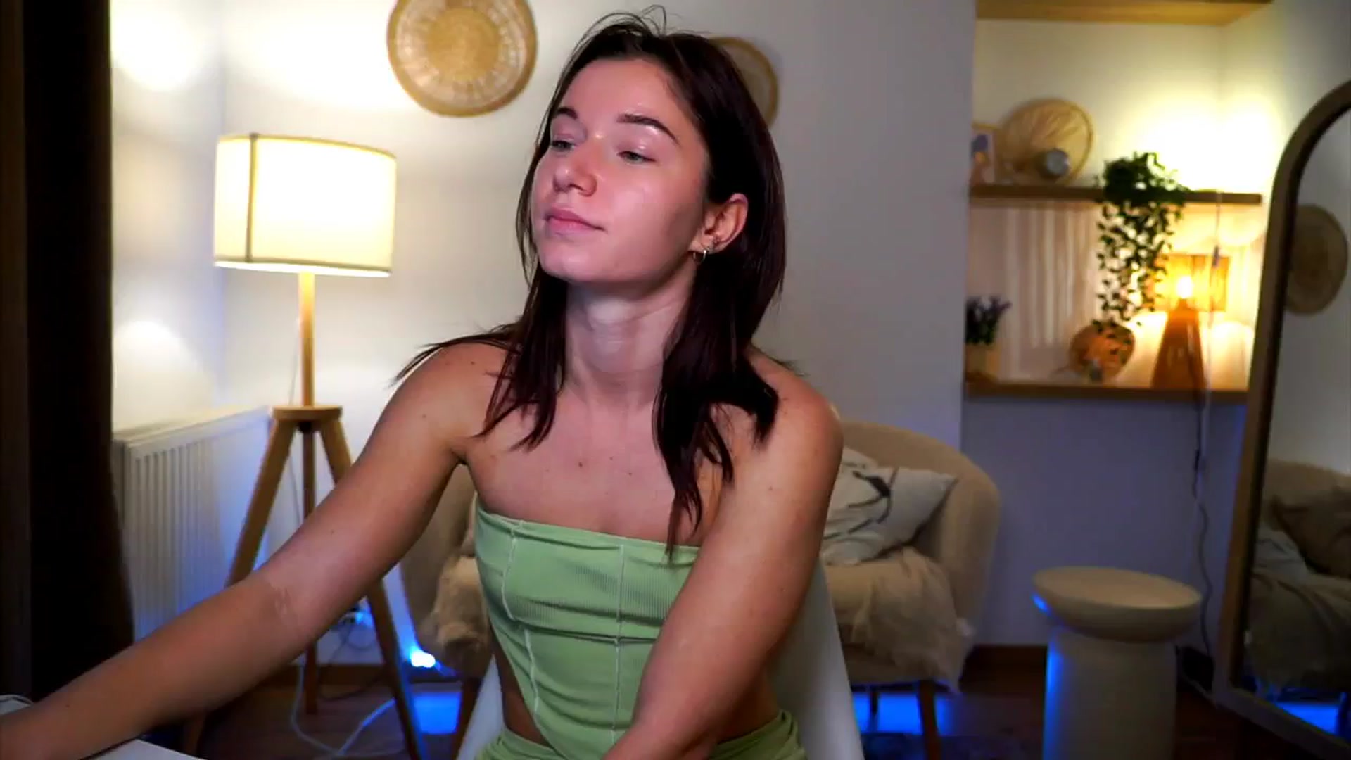 Gallery image thumbnail from Petite_Peach_'s myfreecams stream on, 02/26/2025, 17:01 image 8 of 20
