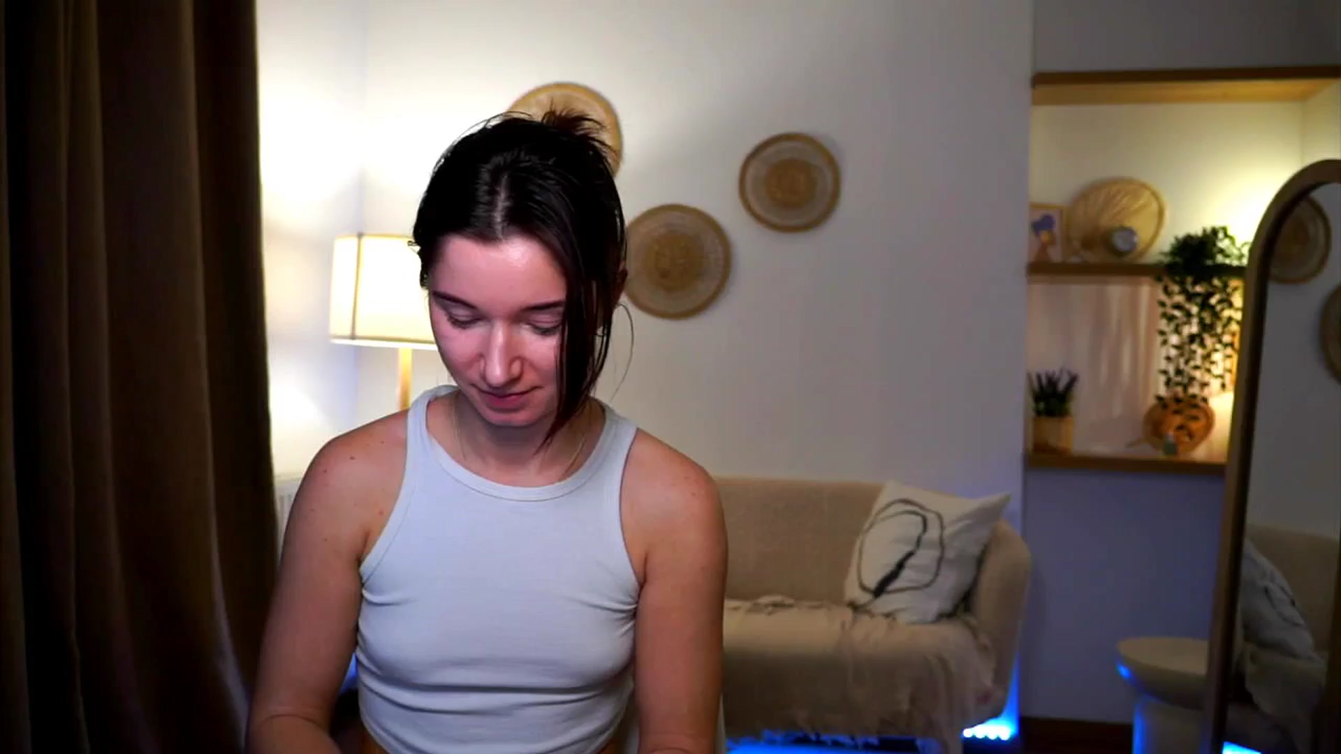 Gallery image thumbnail from Petite_Peach_'s myfreecams stream on, 02/28/2025, 17:16 image 10 of 20