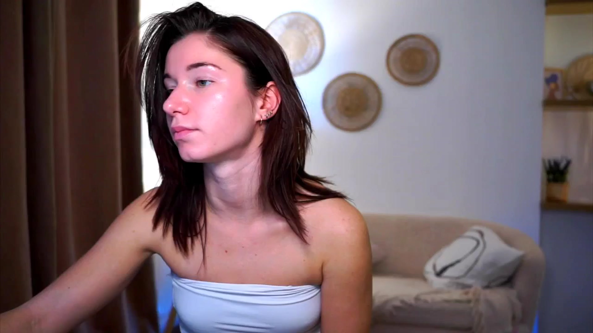 Gallery image thumbnail from Petite_Peach_'s myfreecams stream on, 03/01/2025, 14:16 image 3 of 20