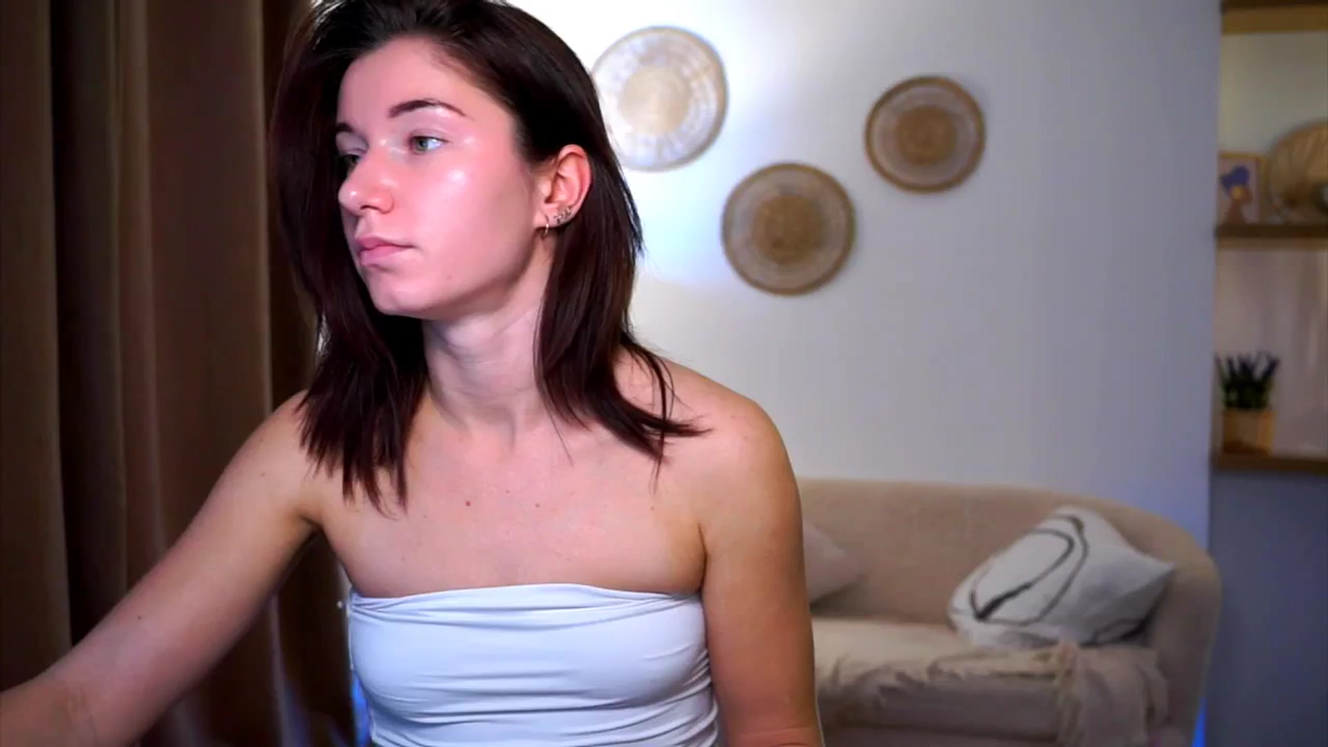 Gallery image thumbnail from Petite_Peach_'s myfreecams stream on, 03/01/2025, 14:16 image 1 of 20