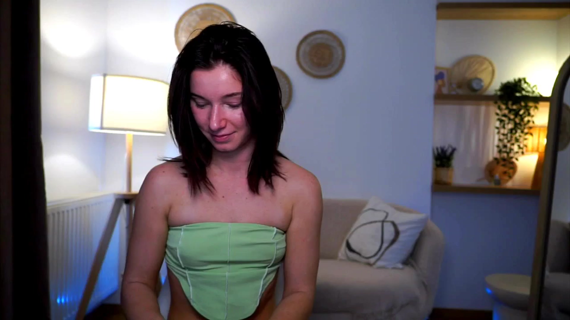 Gallery image thumbnail from Petite_Peach_'s myfreecams stream on, 03/05/2025, 13:00 image 9 of 20
