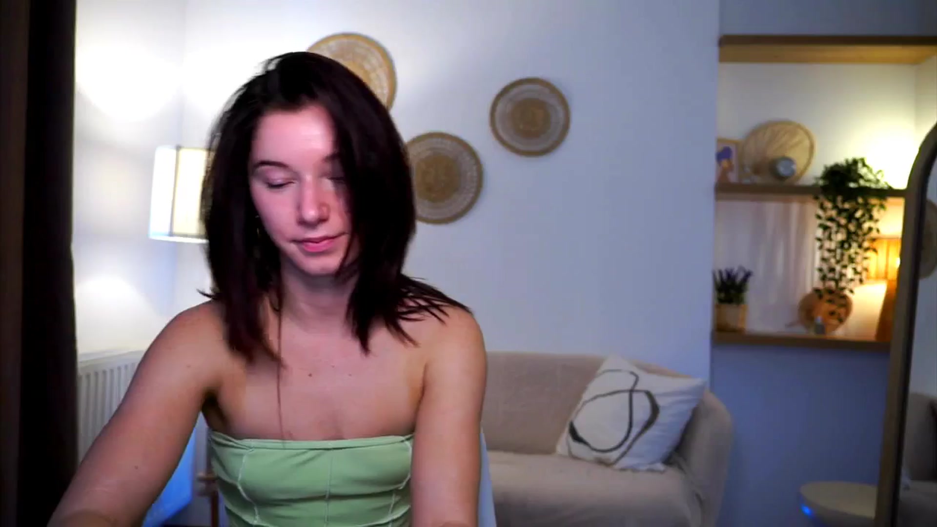 Gallery image thumbnail from Petite_Peach_'s myfreecams stream on, 03/05/2025, 13:00 image 14 of 20