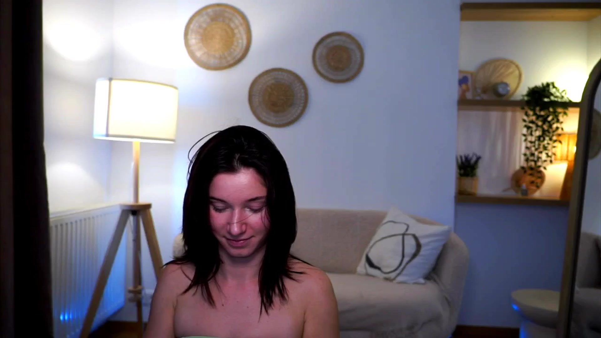 Gallery image thumbnail from Petite_Peach_'s myfreecams stream on, 03/05/2025, 13:00 image 10 of 20
