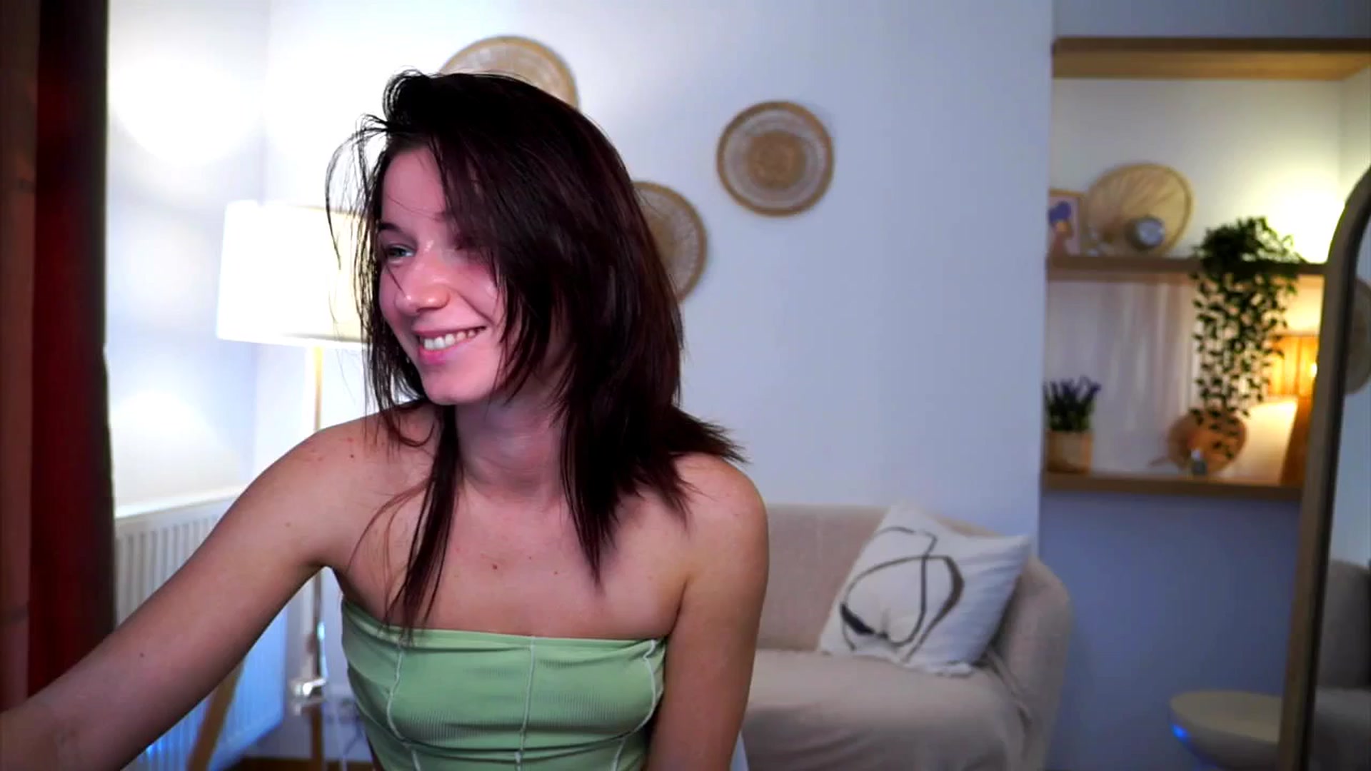 Gallery image thumbnail from Petite_Peach_'s myfreecams stream on, 03/05/2025, 14:35 image 6 of 20