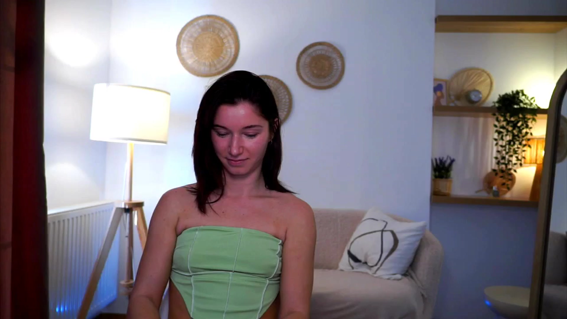 Gallery image thumbnail from Petite_Peach_'s myfreecams stream on, 03/05/2025, 14:35 image 10 of 20