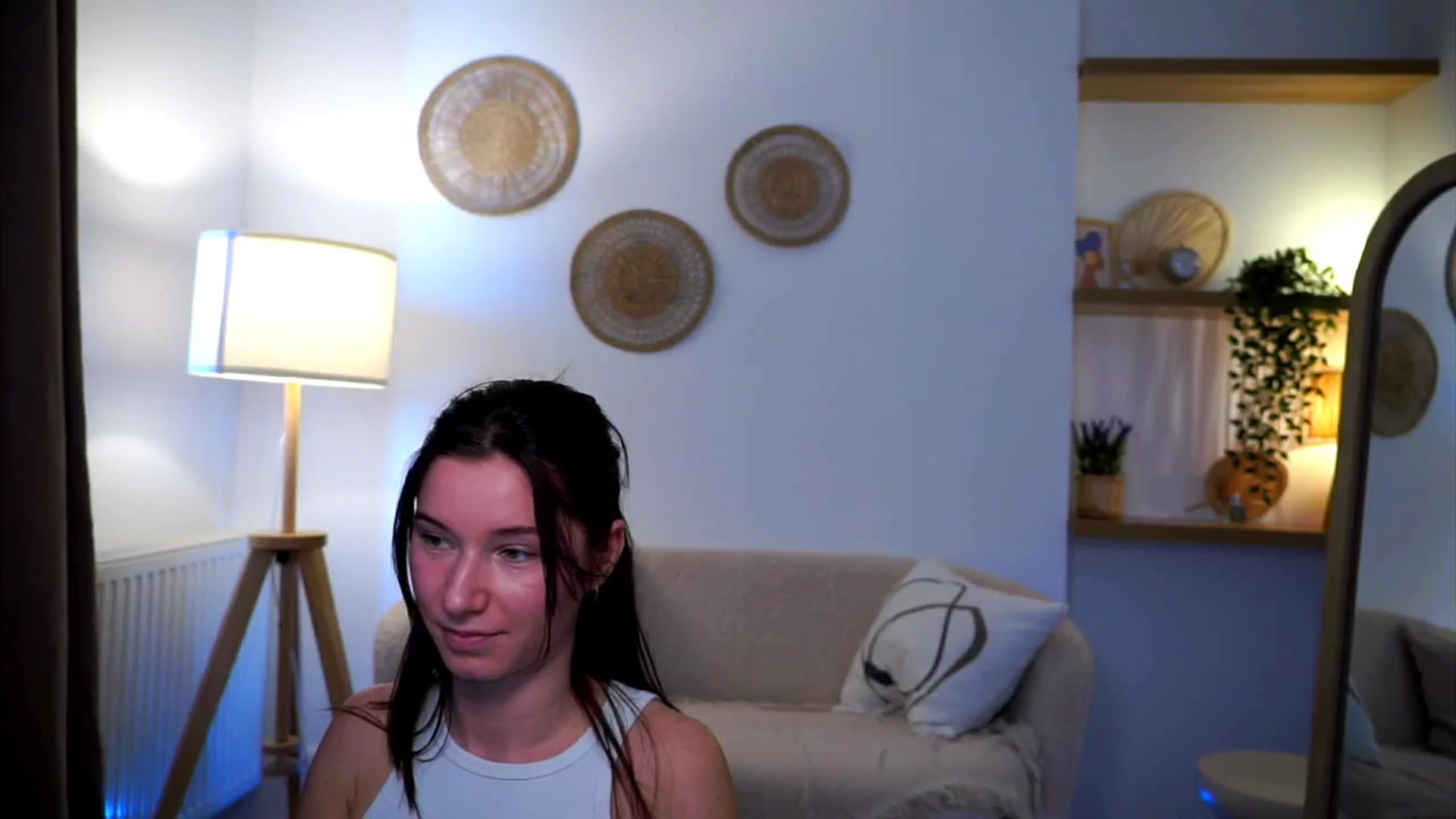 Gallery image thumbnail from Petite_Peach_'s myfreecams stream on, 03/06/2025, 12:52 image 16 of 20