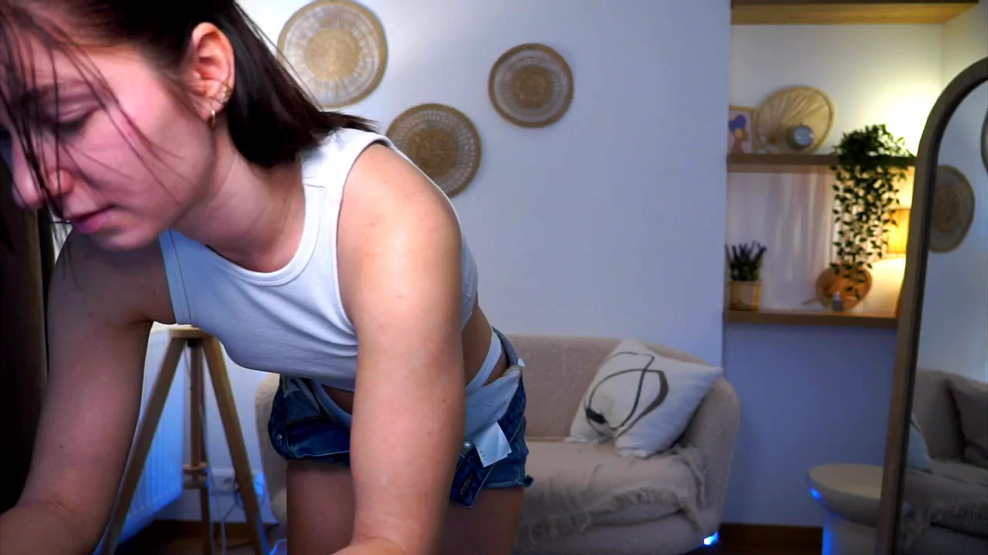 Gallery image thumbnail from Petite_Peach_'s myfreecams stream on, 03/06/2025, 12:52 image 12 of 20