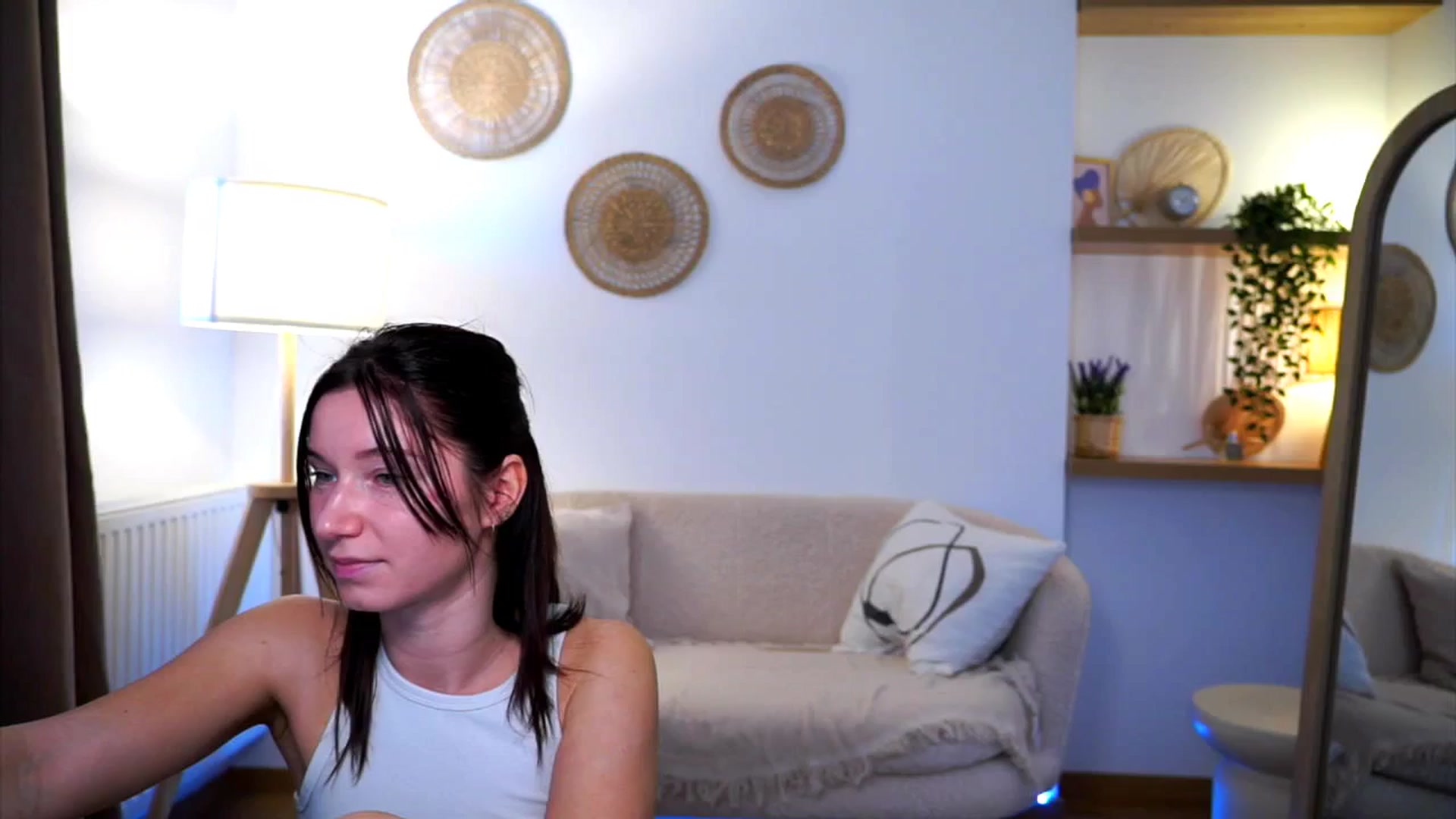 Gallery image thumbnail from Petite_Peach_'s myfreecams stream on, 03/06/2025, 12:52 image 9 of 20