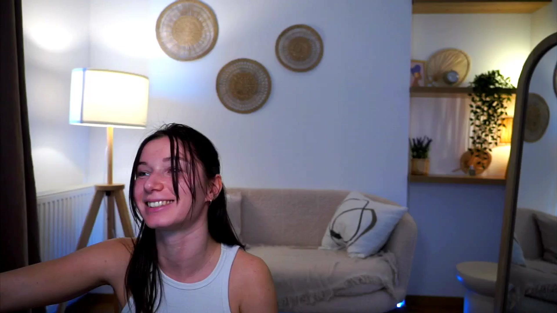 Gallery image thumbnail from Petite_Peach_'s myfreecams stream on, 03/06/2025, 12:52 image 7 of 20