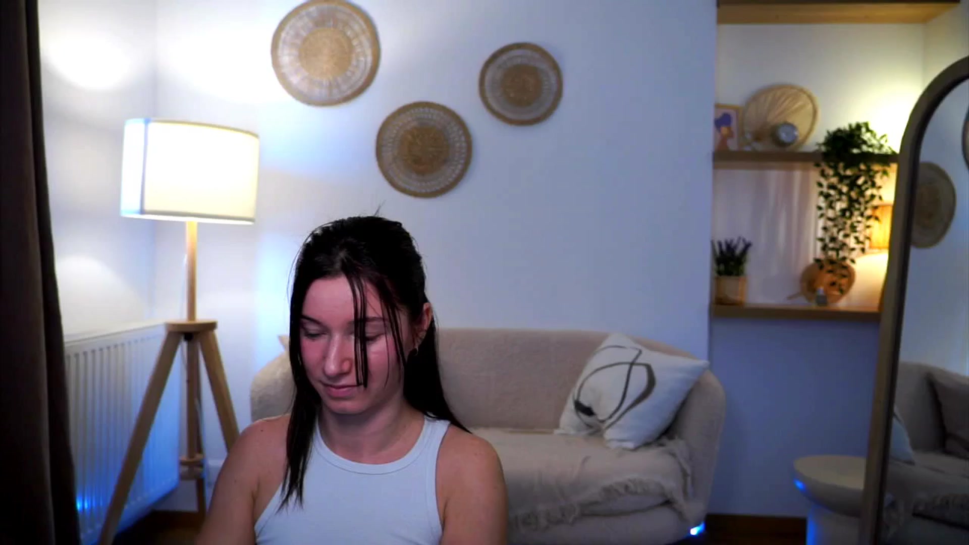 Gallery image thumbnail from Petite_Peach_'s myfreecams stream on, 03/06/2025, 12:52 image 10 of 20