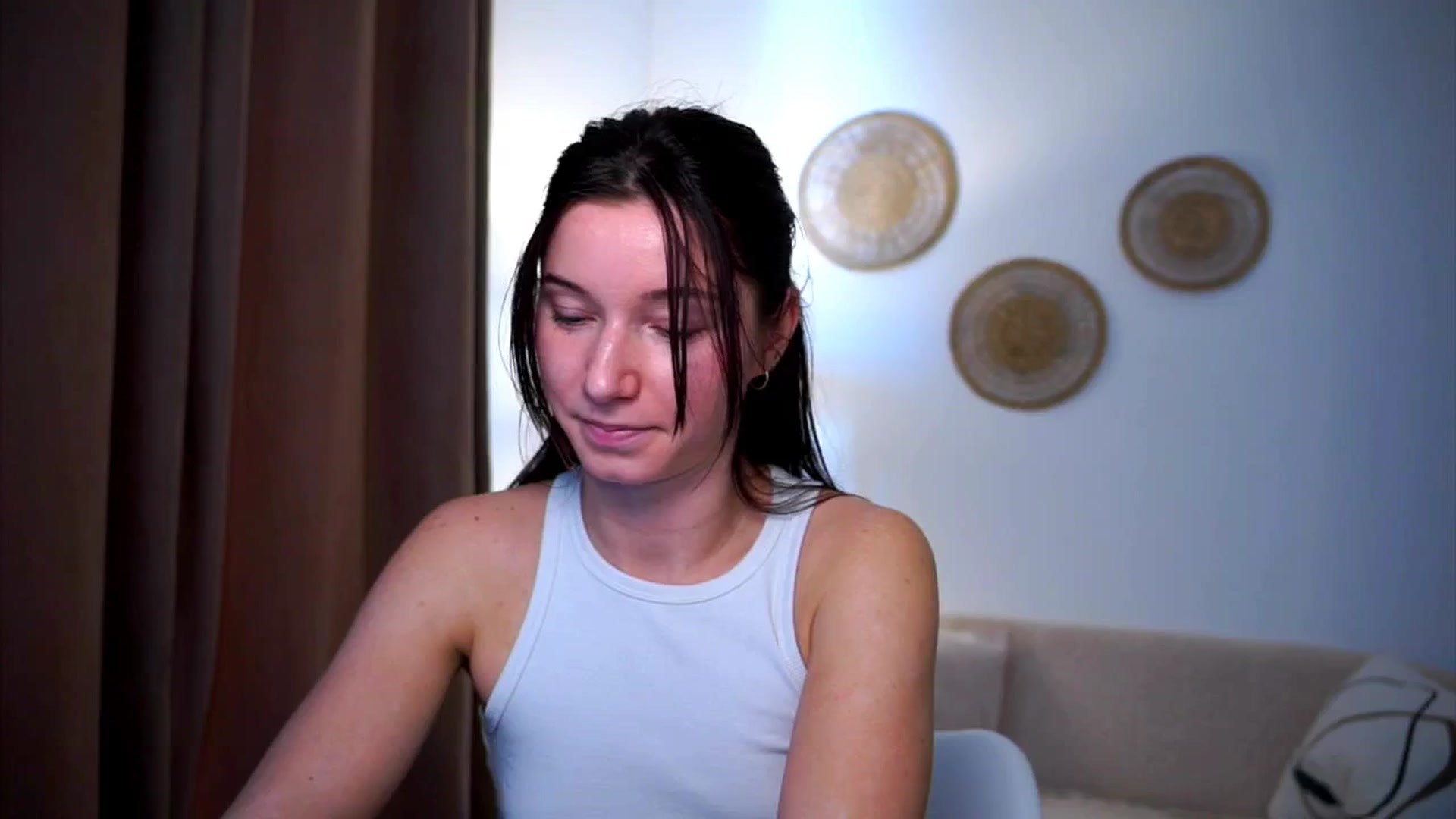 Gallery image thumbnail from Petite_Peach_'s myfreecams stream on, 03/06/2025, 13:22 image 15 of 20