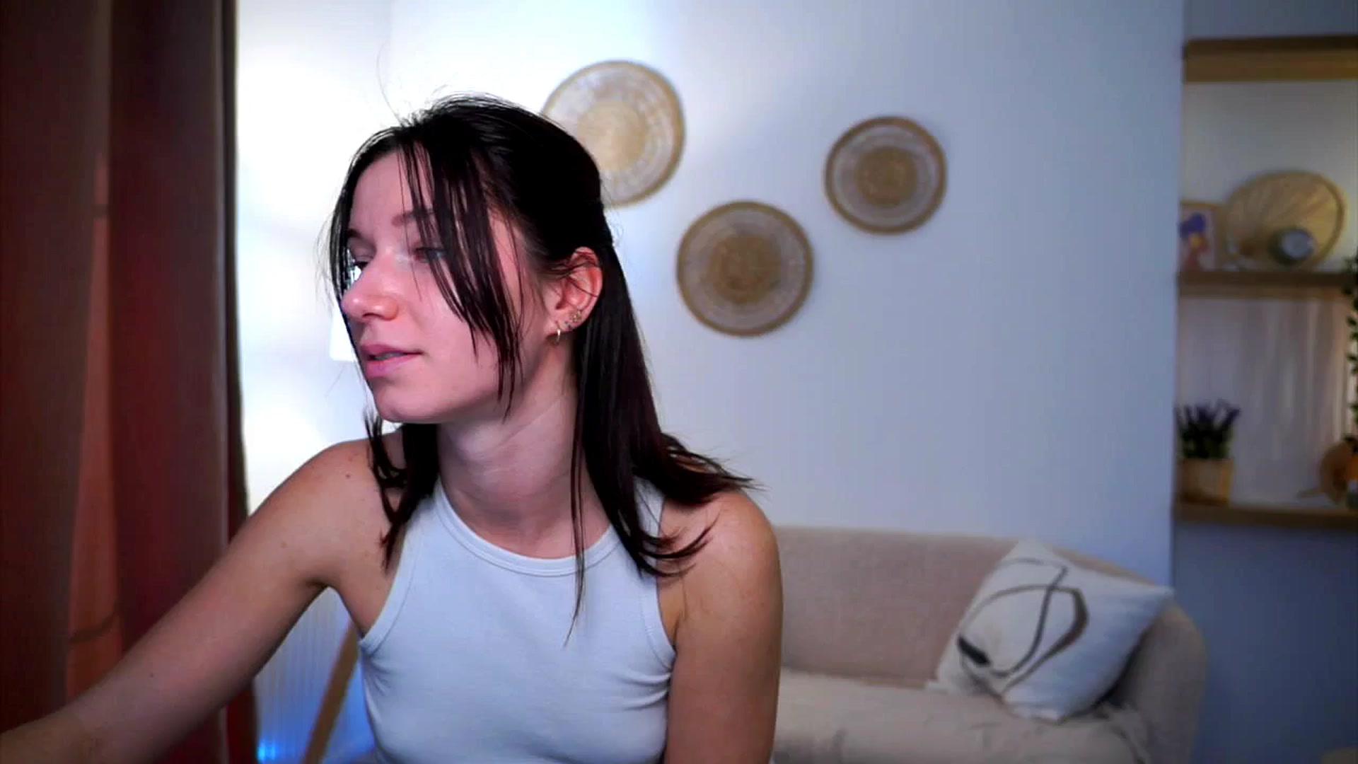 Gallery image thumbnail from Petite_Peach_'s myfreecams stream on, 03/06/2025, 15:36 image 4 of 20