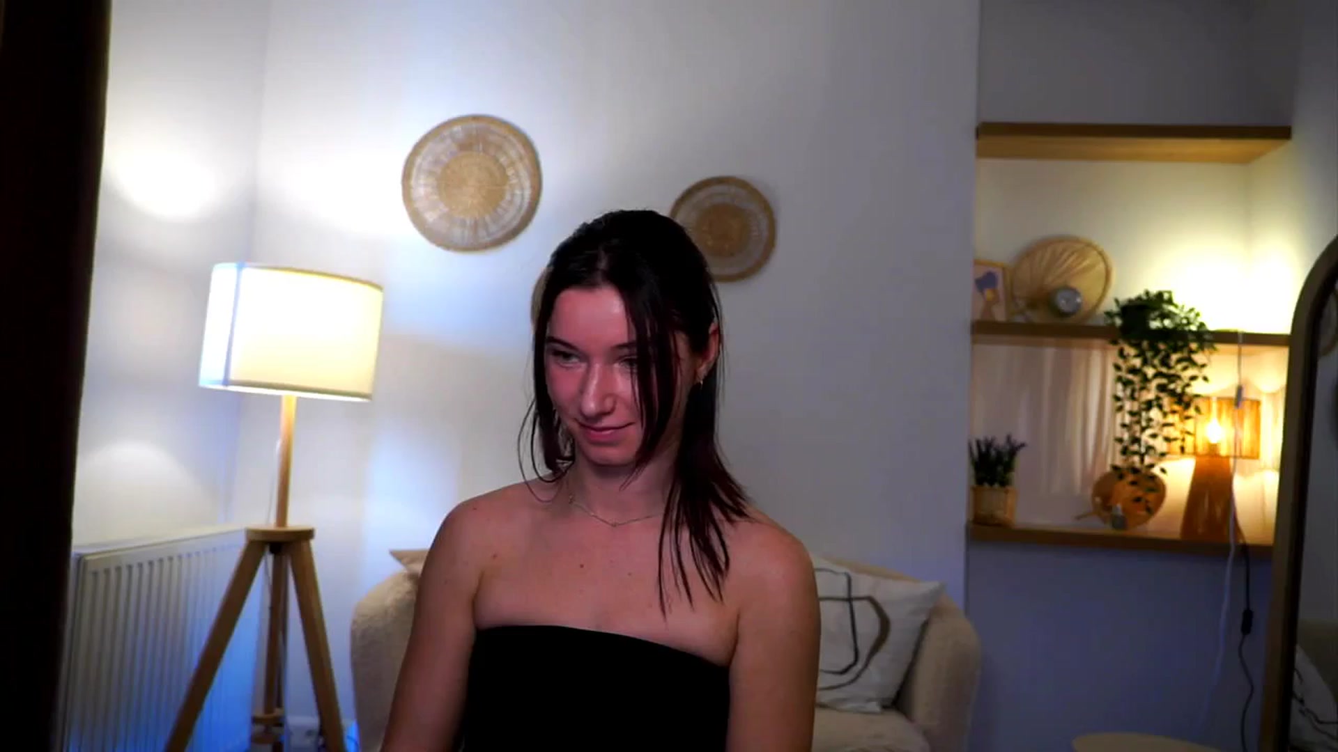 Gallery image thumbnail from Petite_Peach_'s myfreecams stream on, 03/09/2025, 11:49 image 14 of 20