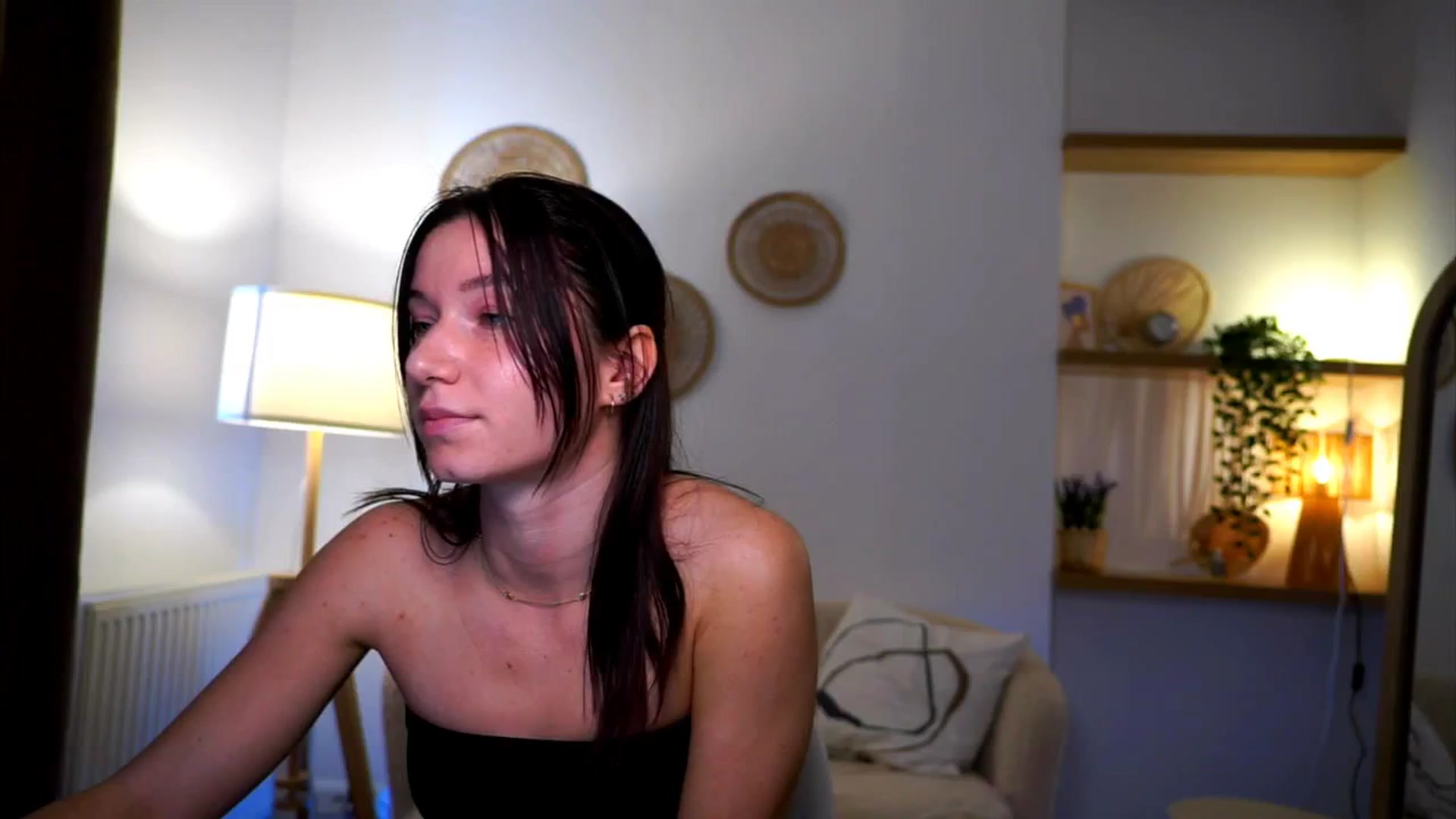 Gallery image thumbnail from Petite_Peach_'s myfreecams stream on, 03/09/2025, 11:49 image 10 of 20