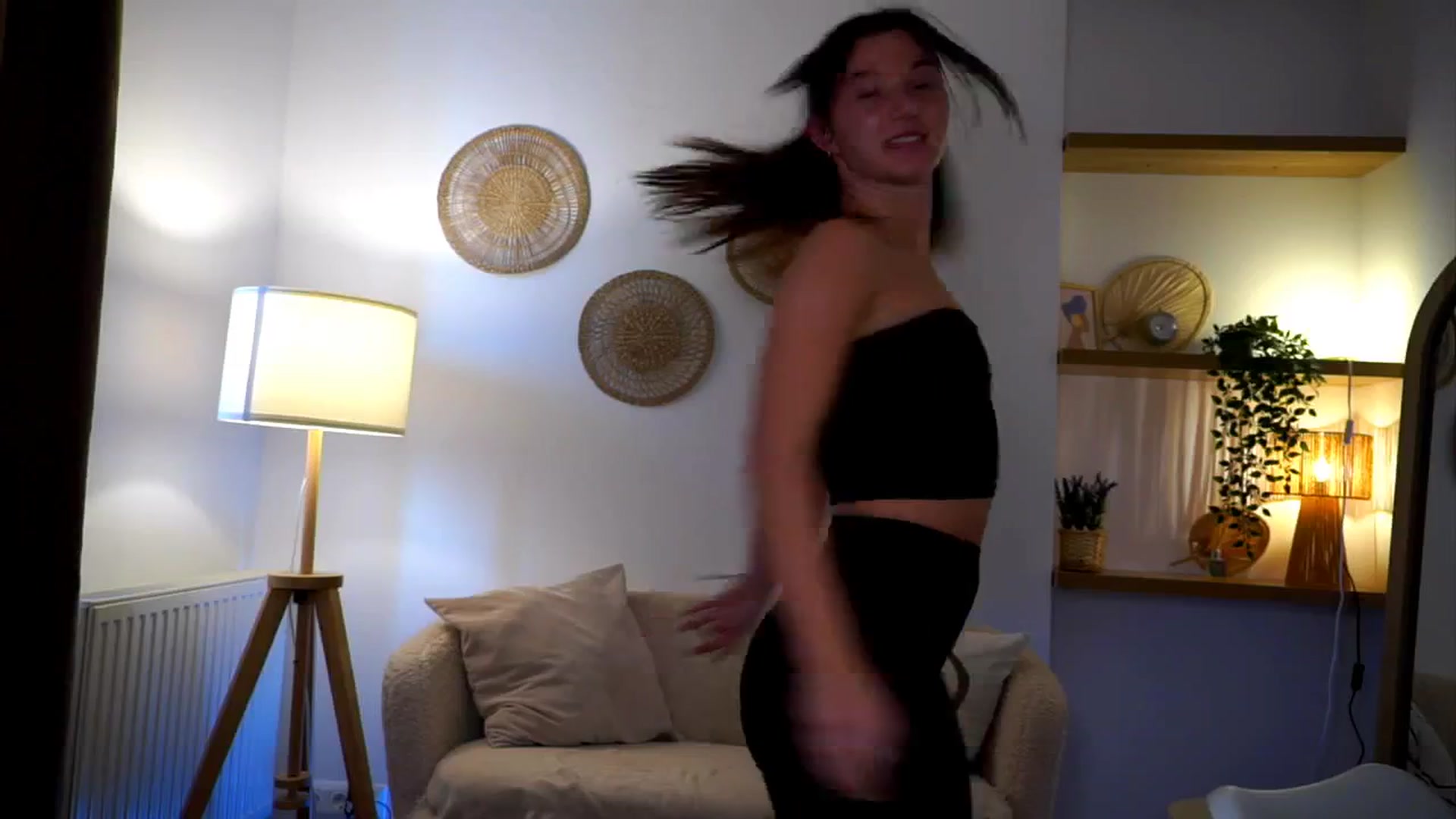 Gallery image thumbnail from Petite_Peach_'s myfreecams stream on, 03/09/2025, 11:49 image 9 of 20