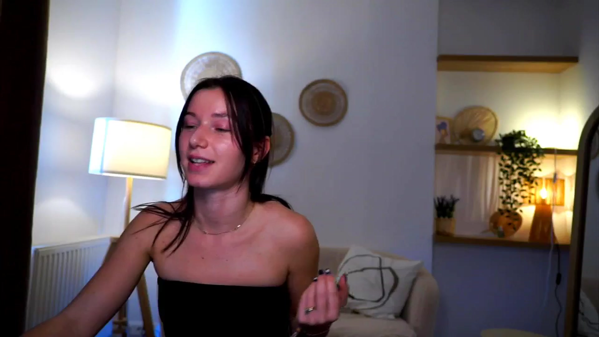 Gallery image thumbnail from Petite_Peach_'s myfreecams stream on, 03/09/2025, 13:20 image 18 of 20