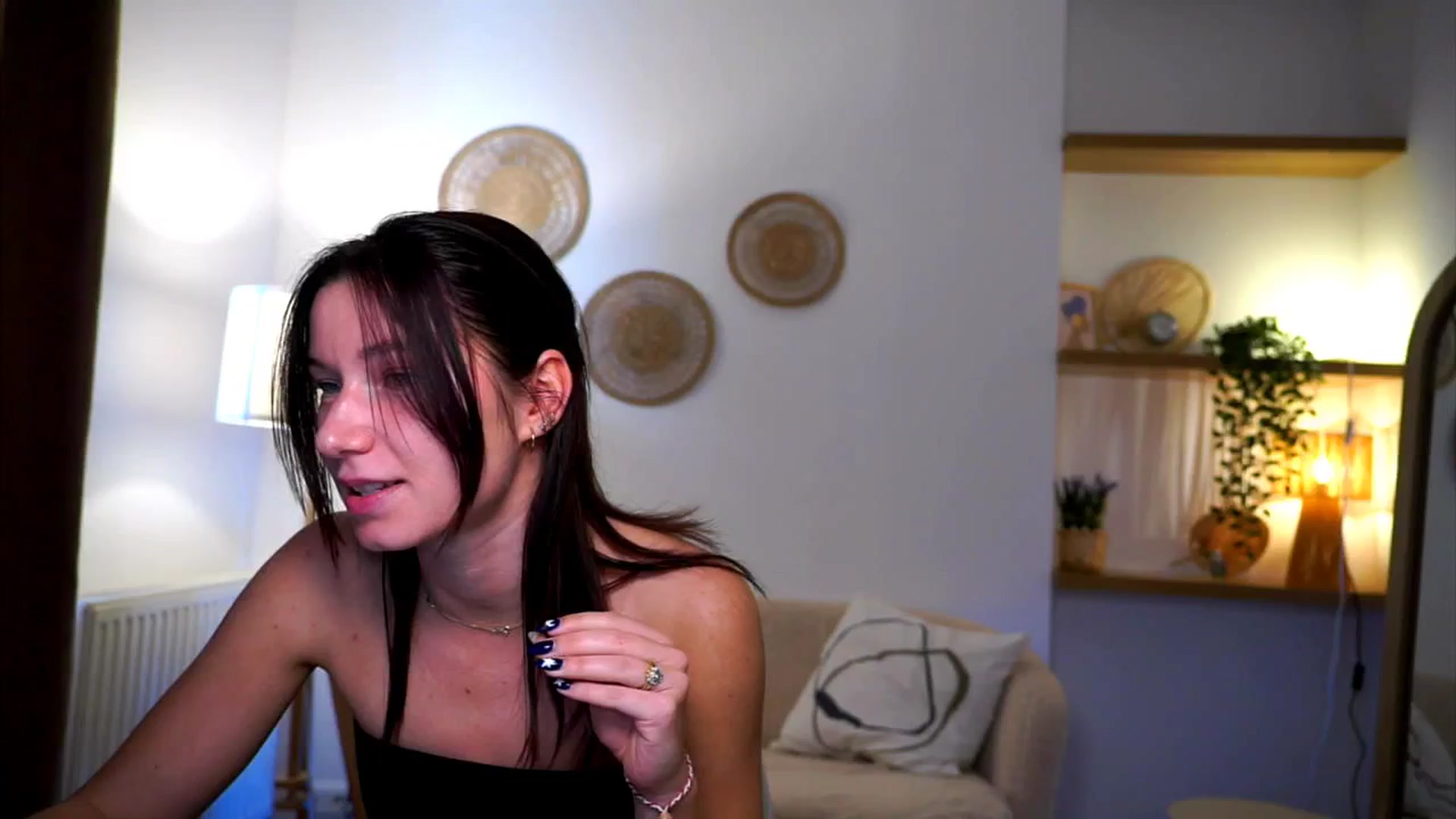 Gallery image thumbnail from Petite_Peach_'s myfreecams stream on, 03/09/2025, 13:20 image 10 of 20