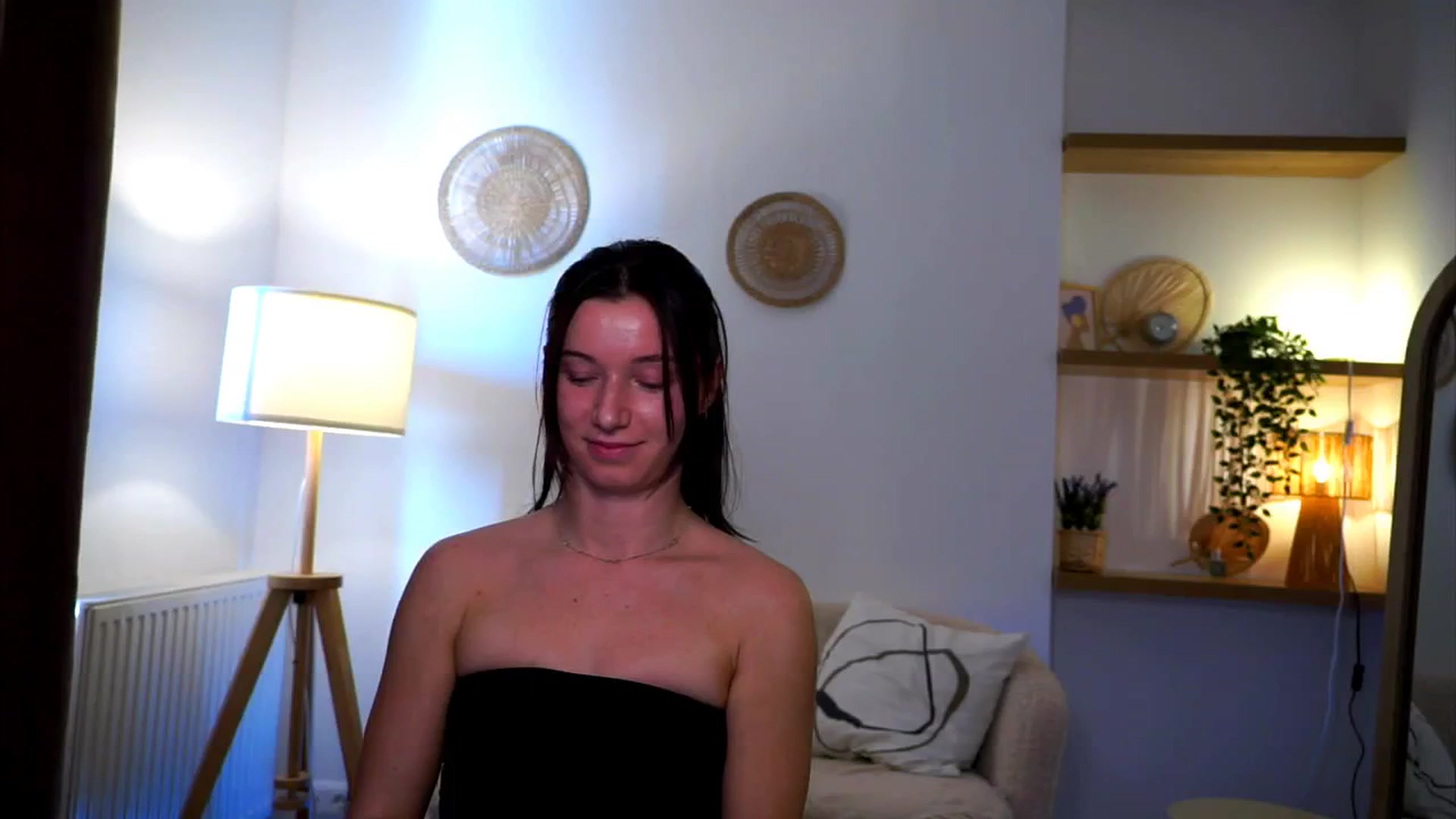 Gallery image thumbnail from Petite_Peach_'s myfreecams stream on, 03/09/2025, 13:20 image 20 of 20