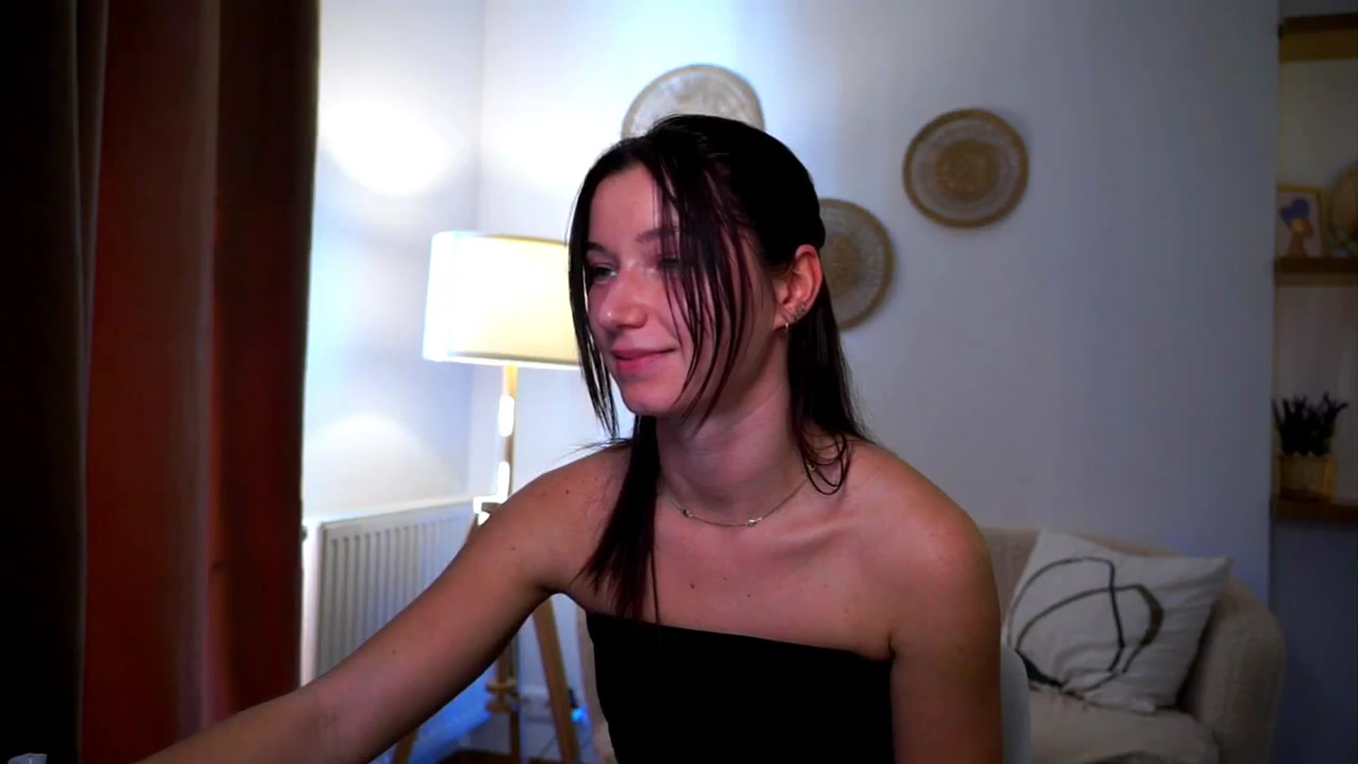 Gallery image thumbnail from Petite_Peach_'s myfreecams stream on, 03/09/2025, 13:57 image 15 of 20