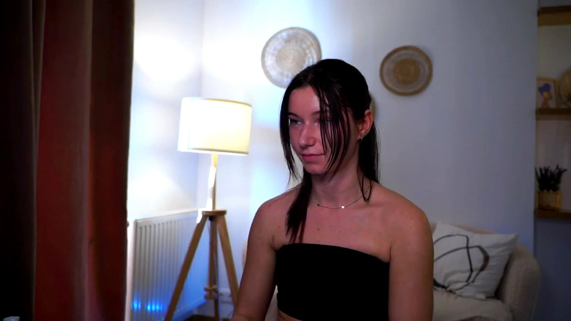Gallery image thumbnail from Petite_Peach_'s myfreecams stream on, 03/09/2025, 13:57 image 8 of 20