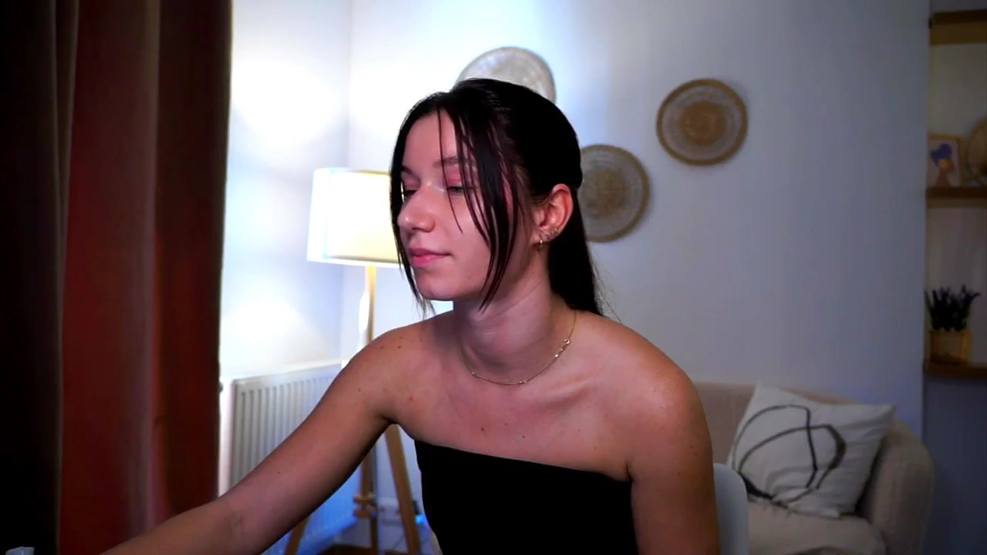 Gallery image thumbnail from Petite_Peach_'s myfreecams stream on, 03/09/2025, 13:57 image 2 of 20