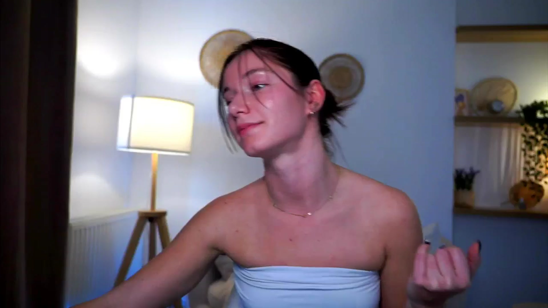 Gallery image thumbnail from Petite_Peach_'s myfreecams stream on, 03/10/2025, 13:53 image 5 of 20