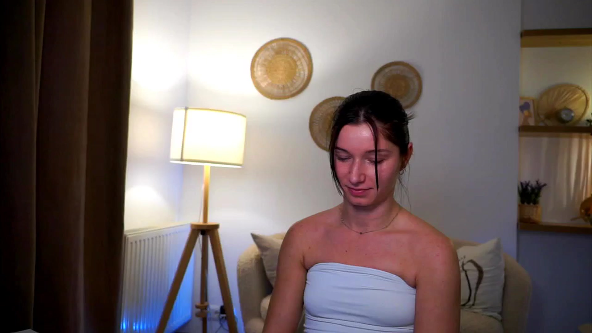 Gallery image thumbnail from Petite_Peach_'s myfreecams stream on, 03/10/2025, 17:17 image 15 of 20