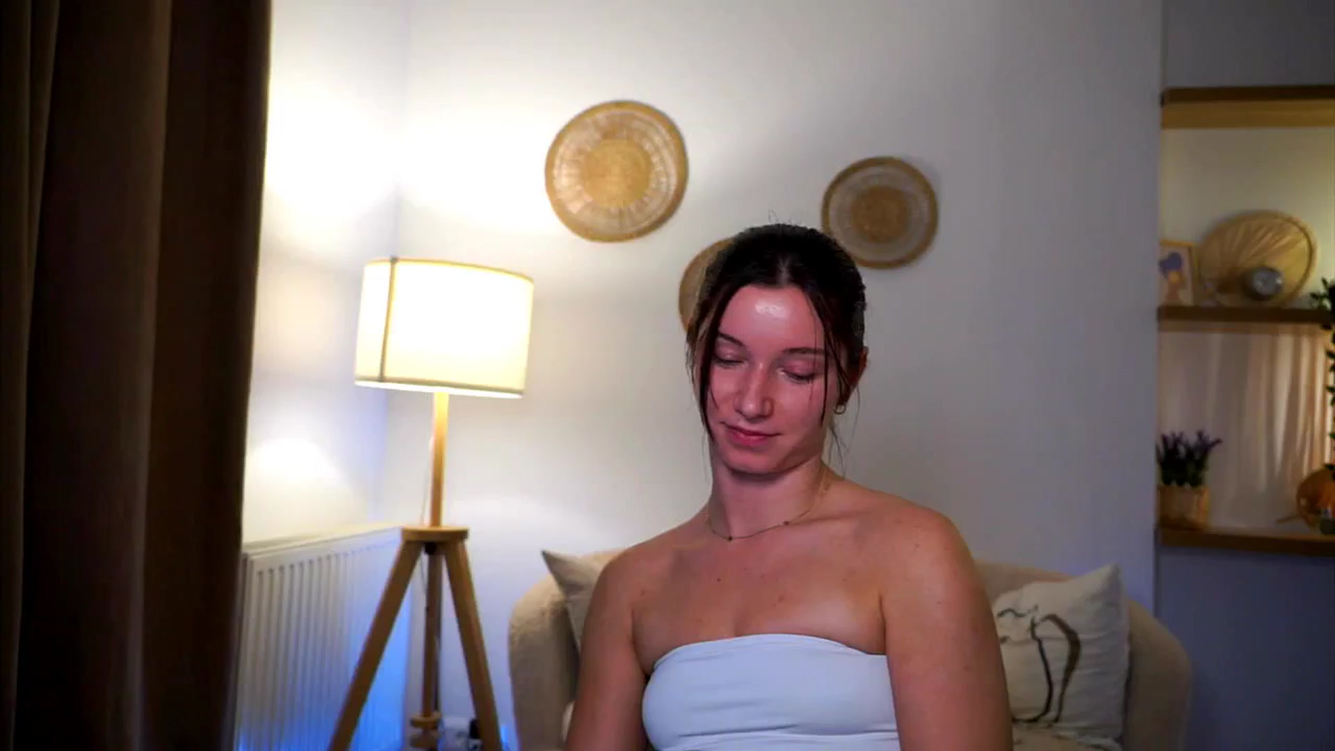 Gallery image thumbnail from Petite_Peach_'s myfreecams stream on, 03/10/2025, 17:17 image 11 of 20