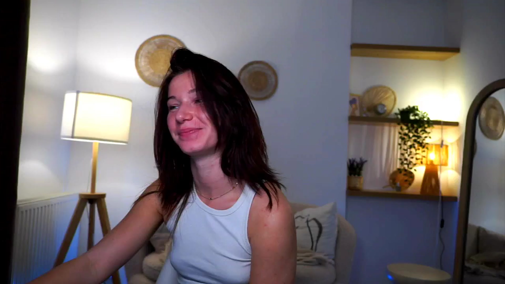 Gallery image thumbnail from Petite_Peach_'s myfreecams stream on, 03/11/2025, 14:34 image 9 of 20
