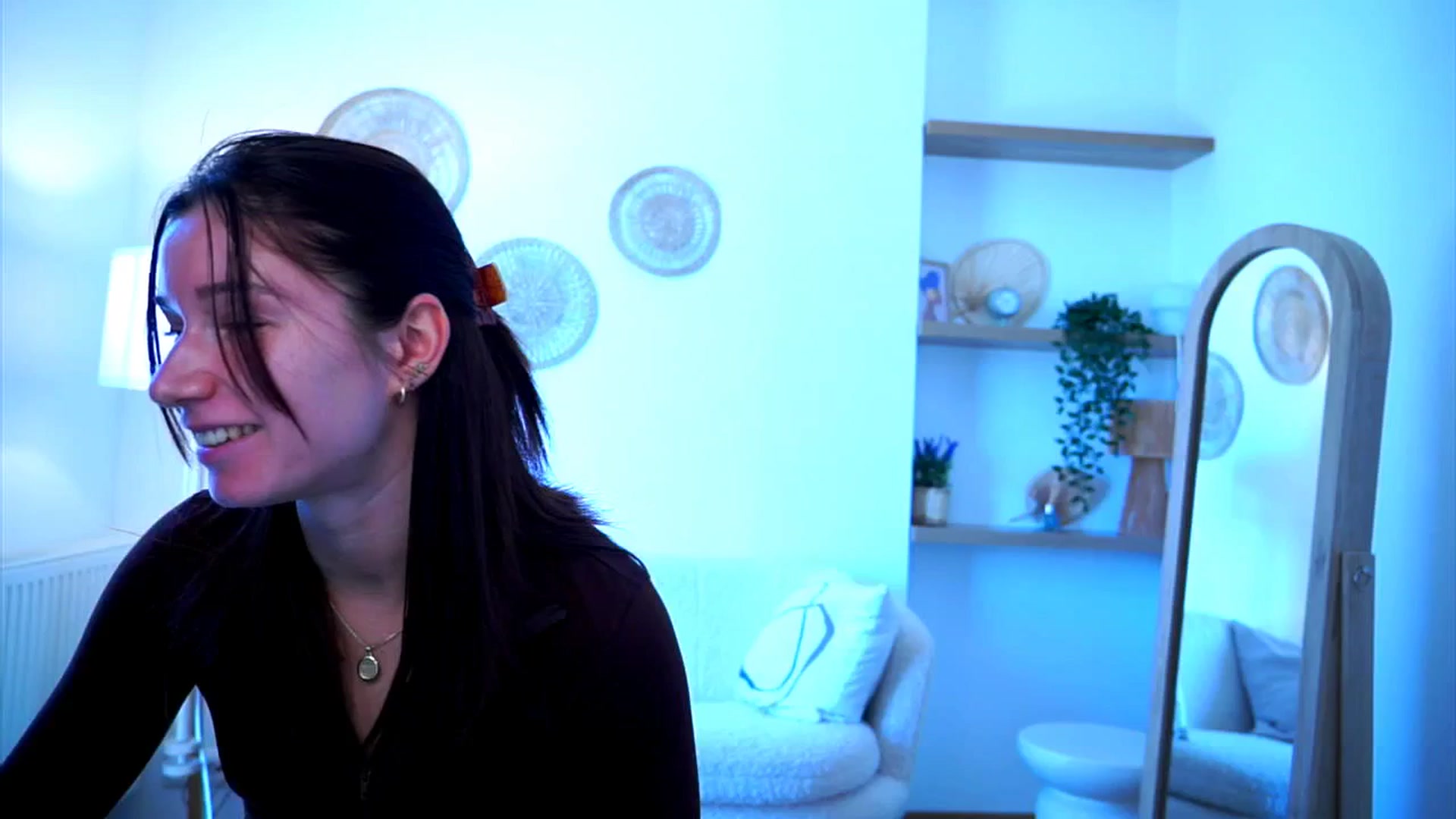 Gallery image thumbnail from Petite_Peach_'s myfreecams stream on, 03/20/2025, 12:46 image 19 of 20