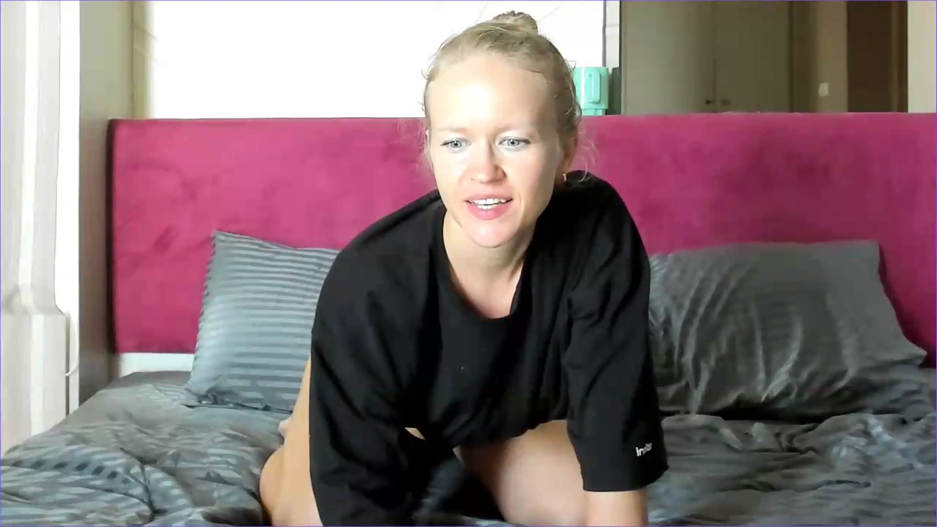 Gallery image thumbnail from Petite_Star's myfreecams stream on, 06/29/2026, 05:19 image 9 of 20