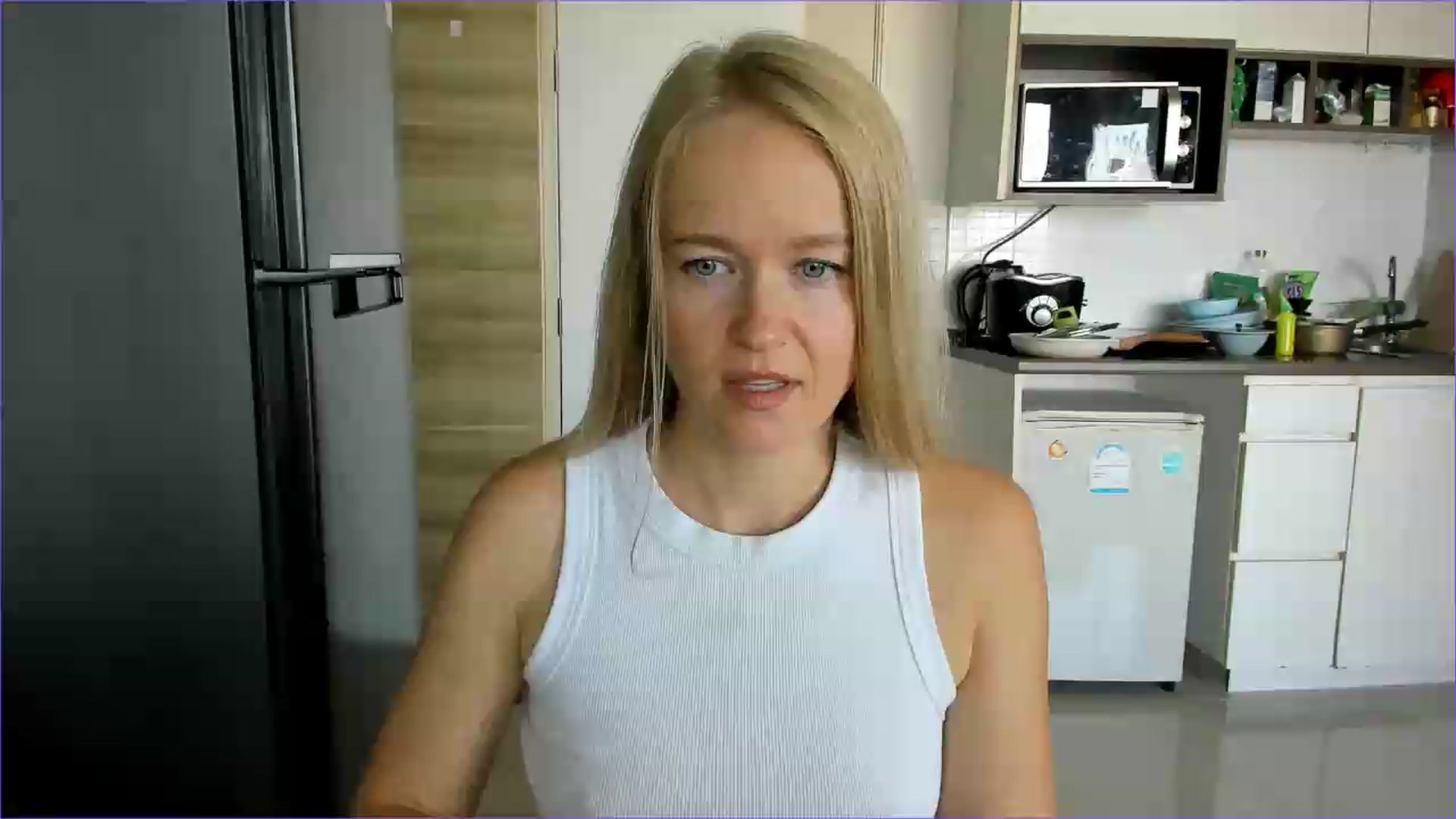 Gallery image thumbnail from Petite_Star's myfreecams stream on, 07/27/2026, 04:46 image 2 of 20
